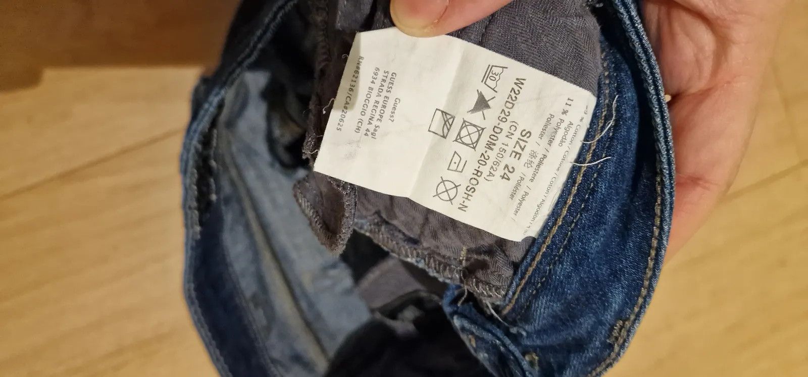 Guess Guess Skirt Size 25" / US 0 / IT 36 - 3 Thumbnail