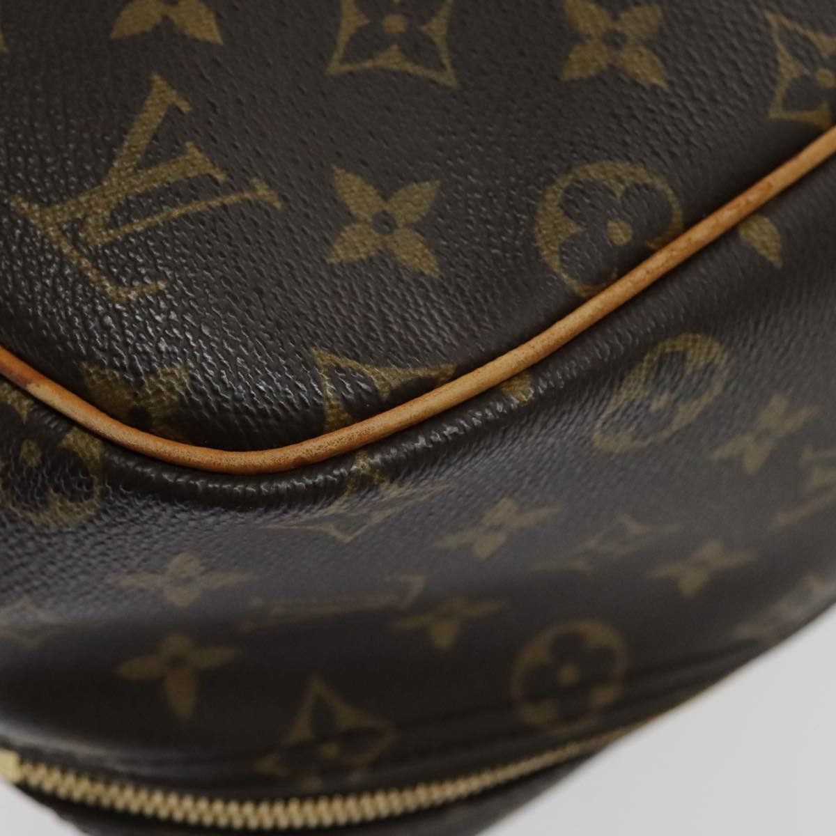 Louis Vuitton Excursion Brown Leather Handbag (Pre-Owned) Size ONE SIZE - 10 Thumbnail