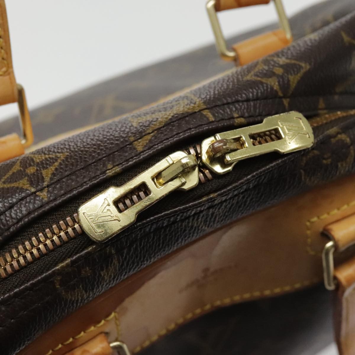 Louis Vuitton Excursion Brown Leather Handbag (Pre-Owned) Size ONE SIZE - 11 Thumbnail