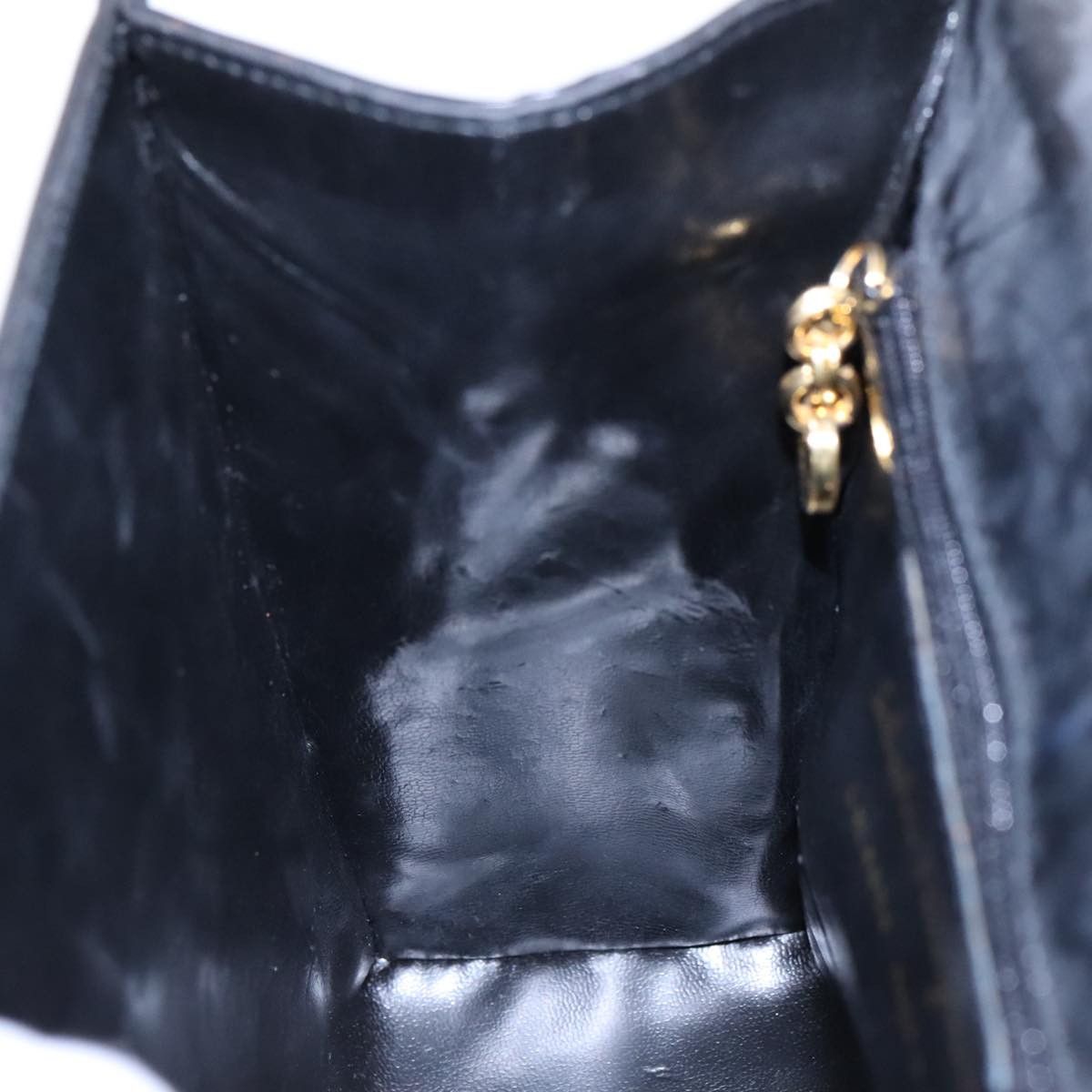 Salvatore Ferragamo Black Leather Shoulder Bag (Pre-Owned) Size ONE SIZE - 20 Thumbnail