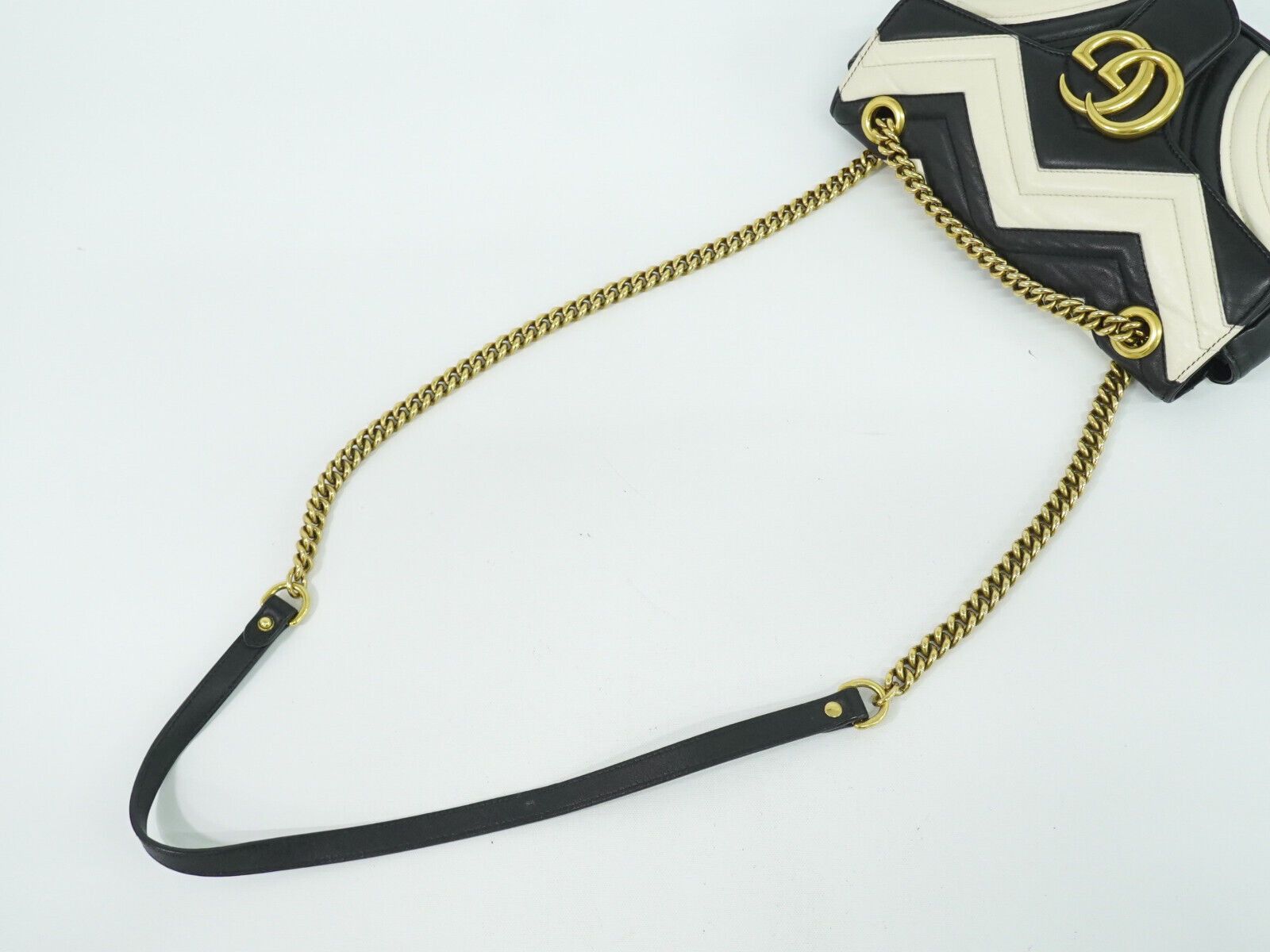 Gucci Gg Marmont Black Leather Shoulder Bag (Pre-Owned) Size ONE SIZE - 4 Thumbnail