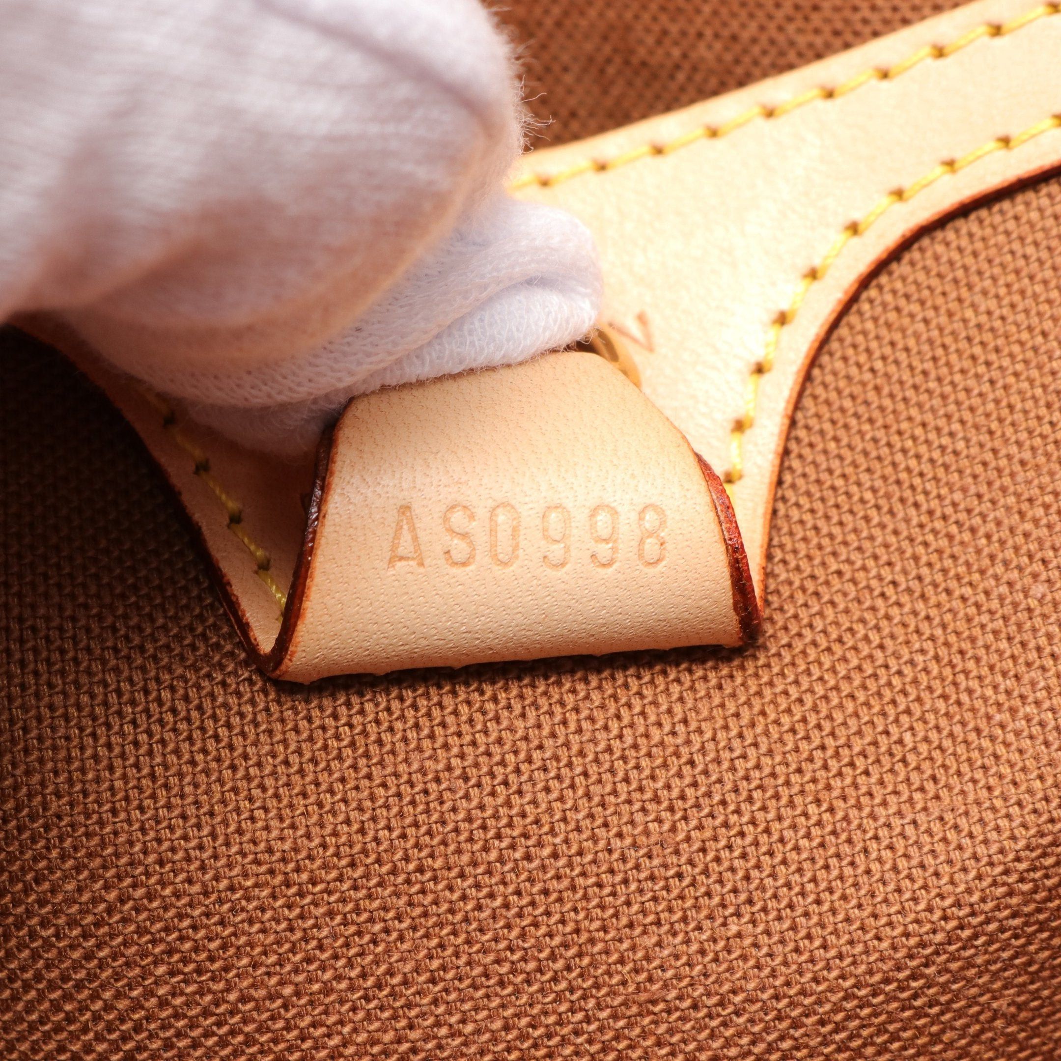 Louis Vuitton Louis Vuitton Ellipse Mm Monogram Handbag Leather Brown Size ONE SIZE - 5 Thumbnail