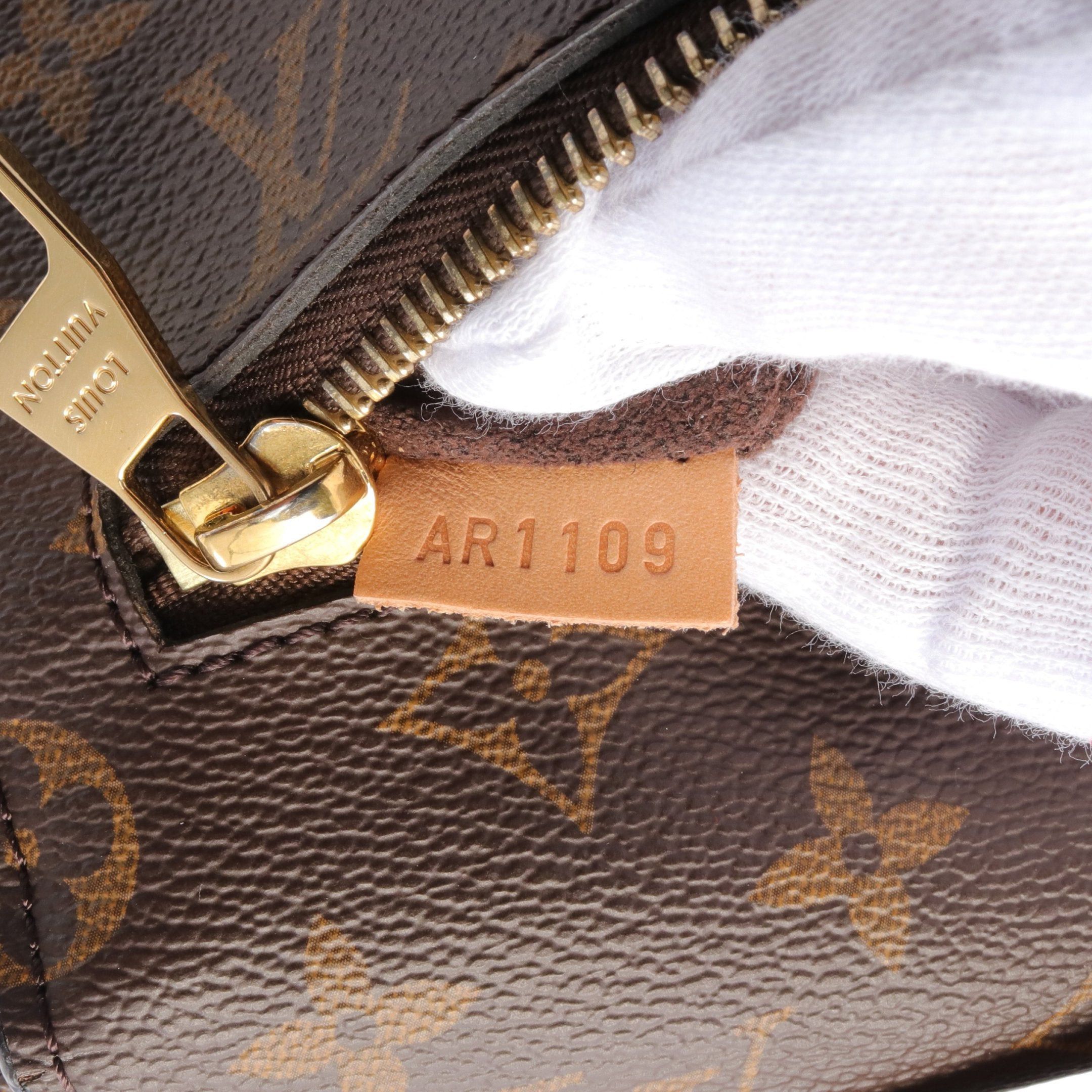 Louis Vuitton Louis Vuitton Pochette Metis Mm Monogram Handbag Leather Brown Size ONE SIZE - 5 Thumbnail