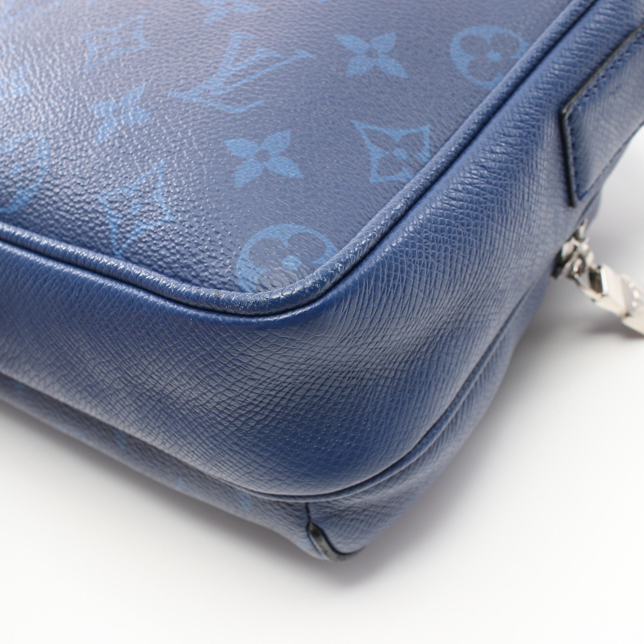 Louis Vuitton Louis Vuitton Outdoor Messenger Pm Taigarama Cobalt Shoulder Bag Leather Blue Size ONE SIZE - 8 Thumbnail