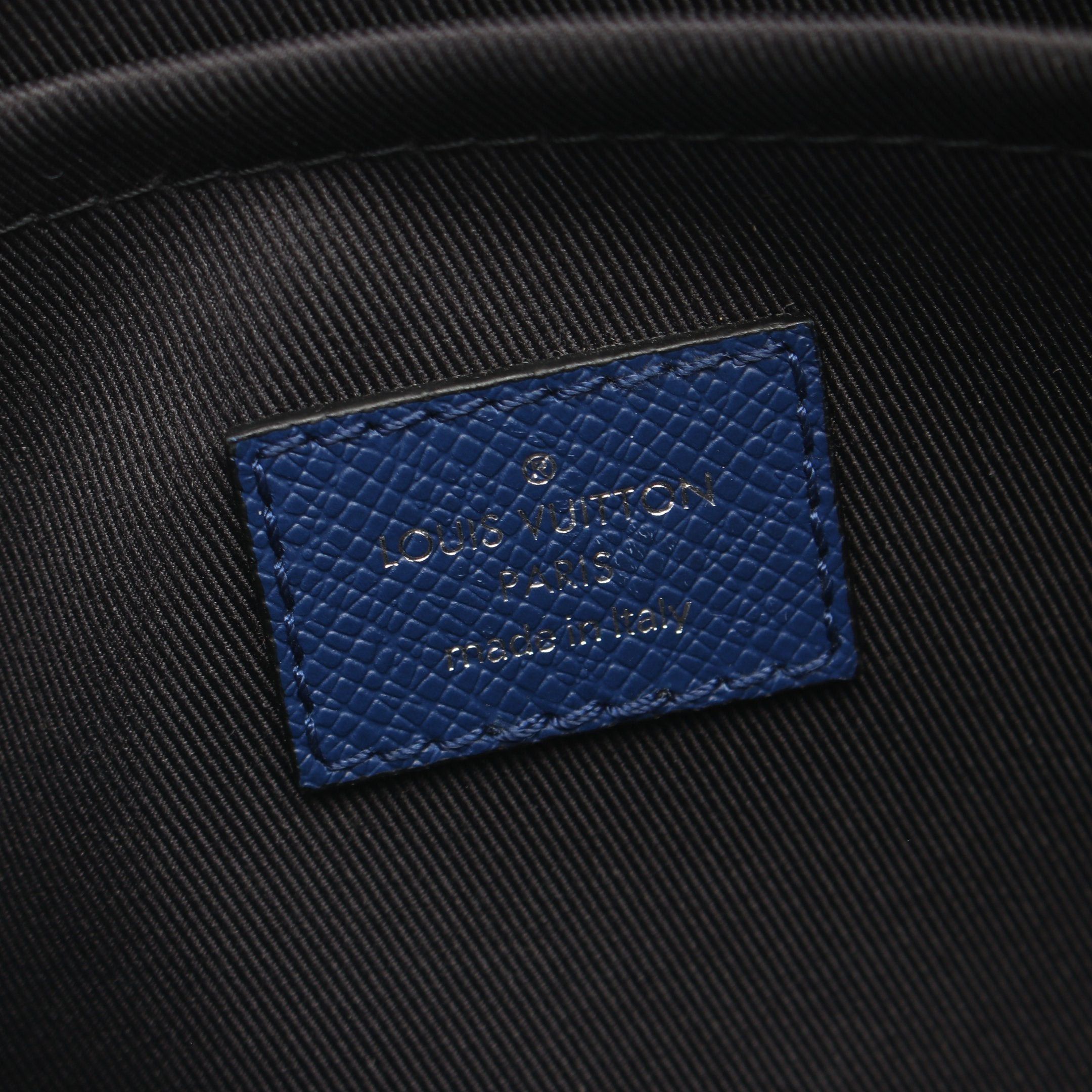 Louis Vuitton Louis Vuitton Outdoor Messenger Pm Taigarama Cobalt Shoulder Bag Leather Blue Size ONE SIZE - 4 Thumbnail