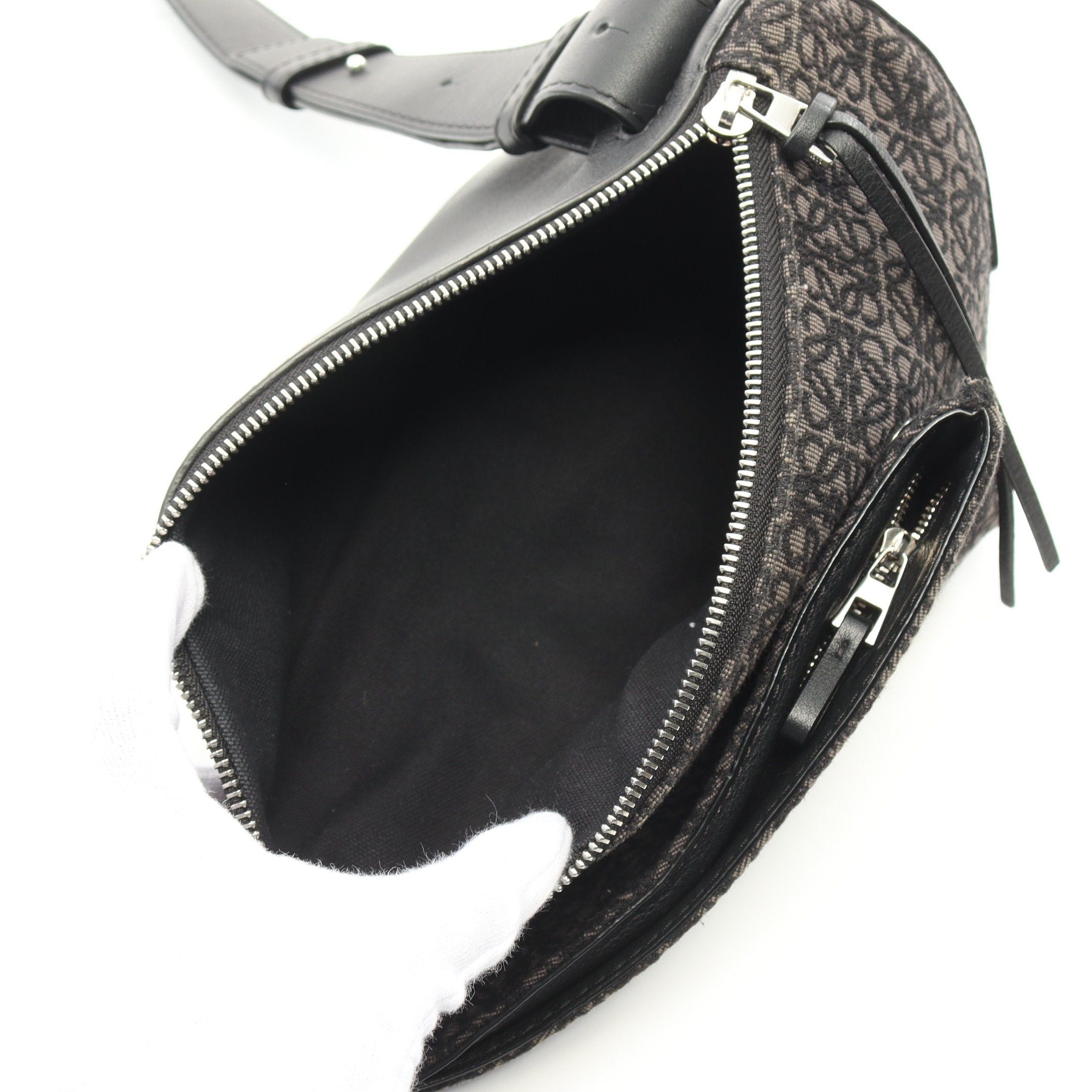 Loewe Loewe Anton Sling Anagram Body Bag Canvas Leather Dark Gray Black Size ONE SIZE - 3 Thumbnail