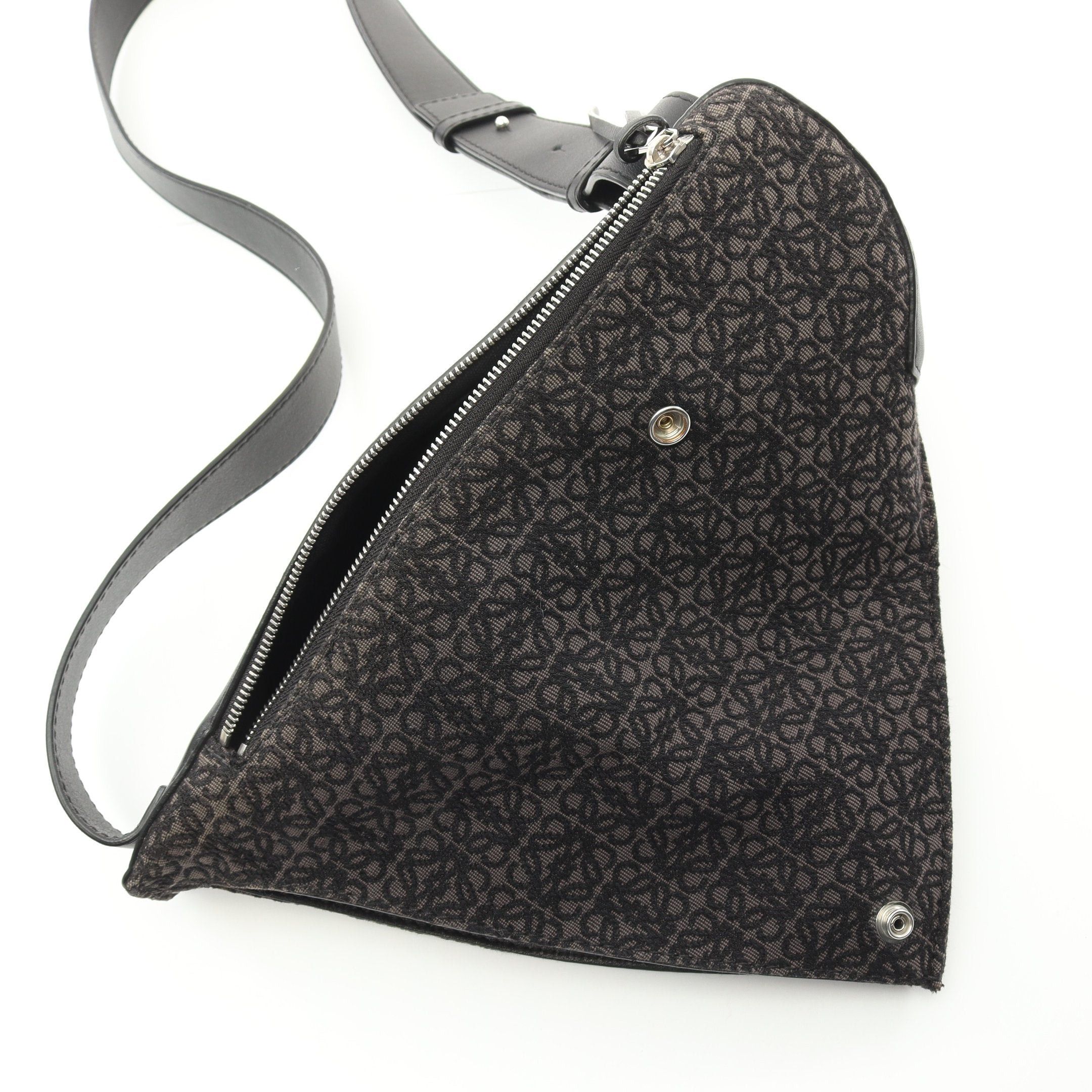 Loewe Loewe Anton Sling Anagram Body Bag Canvas Leather Dark Gray Black Size ONE SIZE - 6 Thumbnail