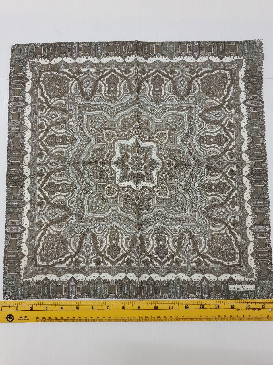 Valentino × Vintage Handky Bandana Rudolph Valentino Bandana Paisley Size ONE SIZE - 2 Thumbnail