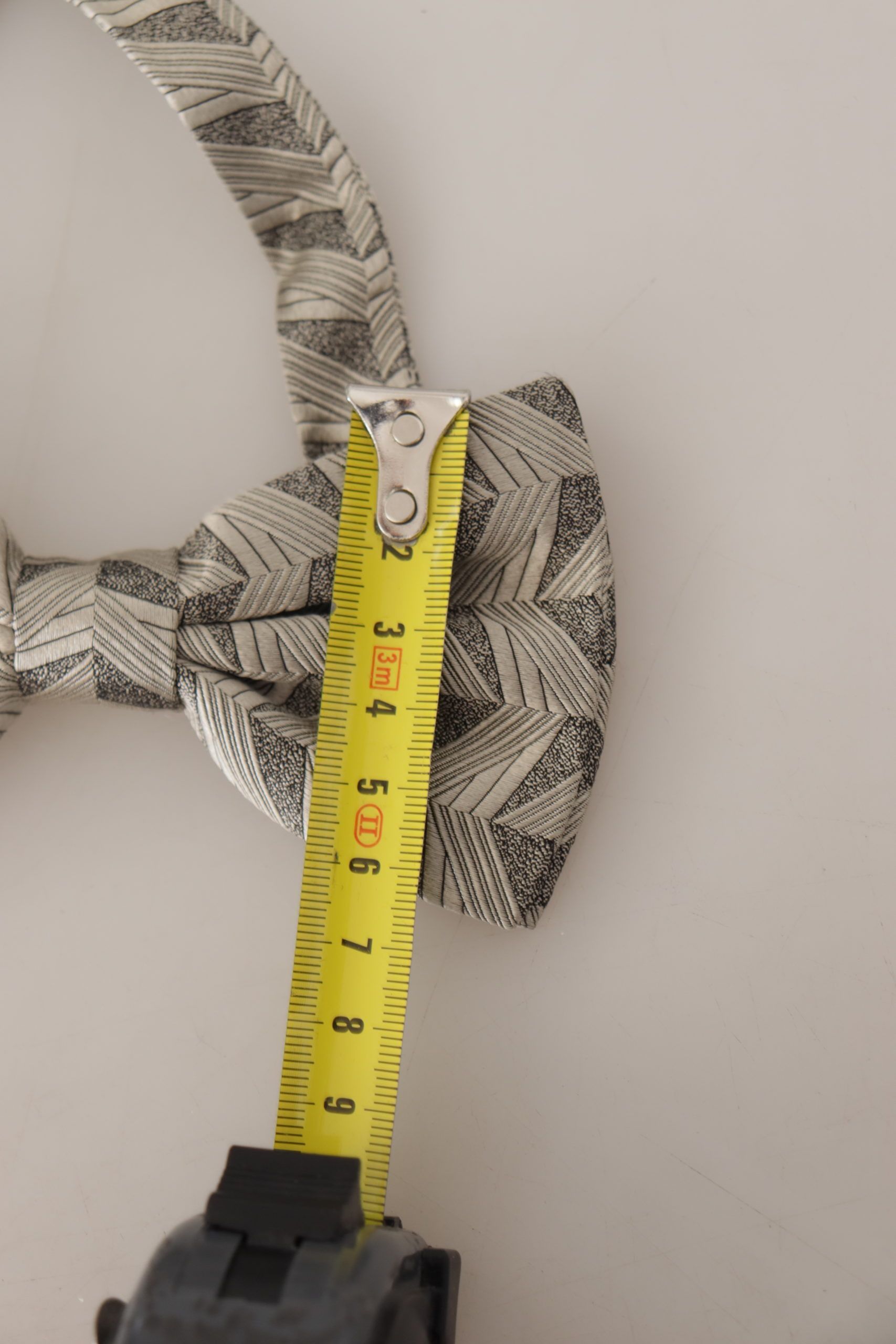 Dolce & Gabbana Elegant Silk Grey Bow Men's Tie Size ONE SIZE - 4 Thumbnail