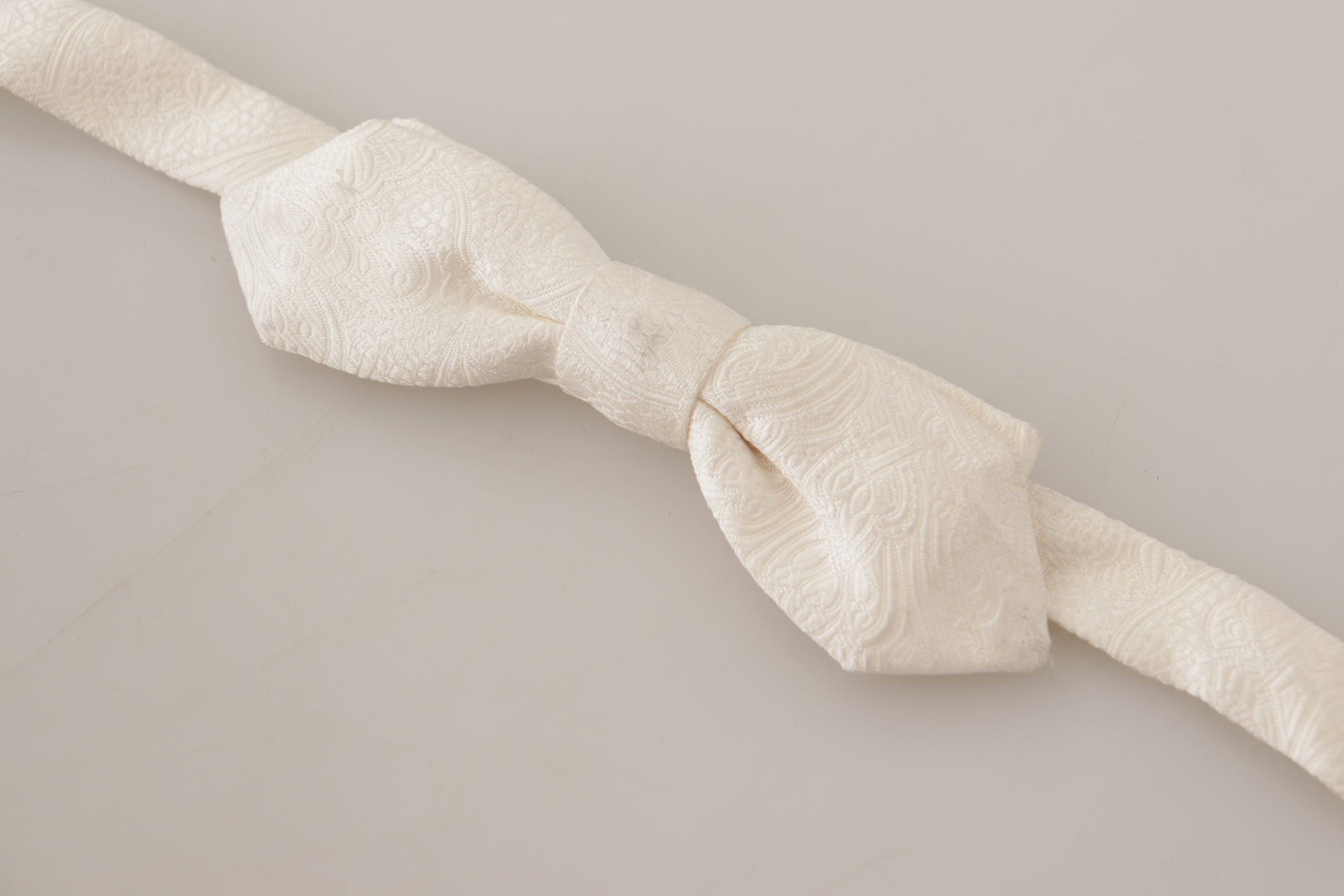Dolce & Gabbana Elegant White Silk Bow Men's Tie Size ONE SIZE - 3 Thumbnail
