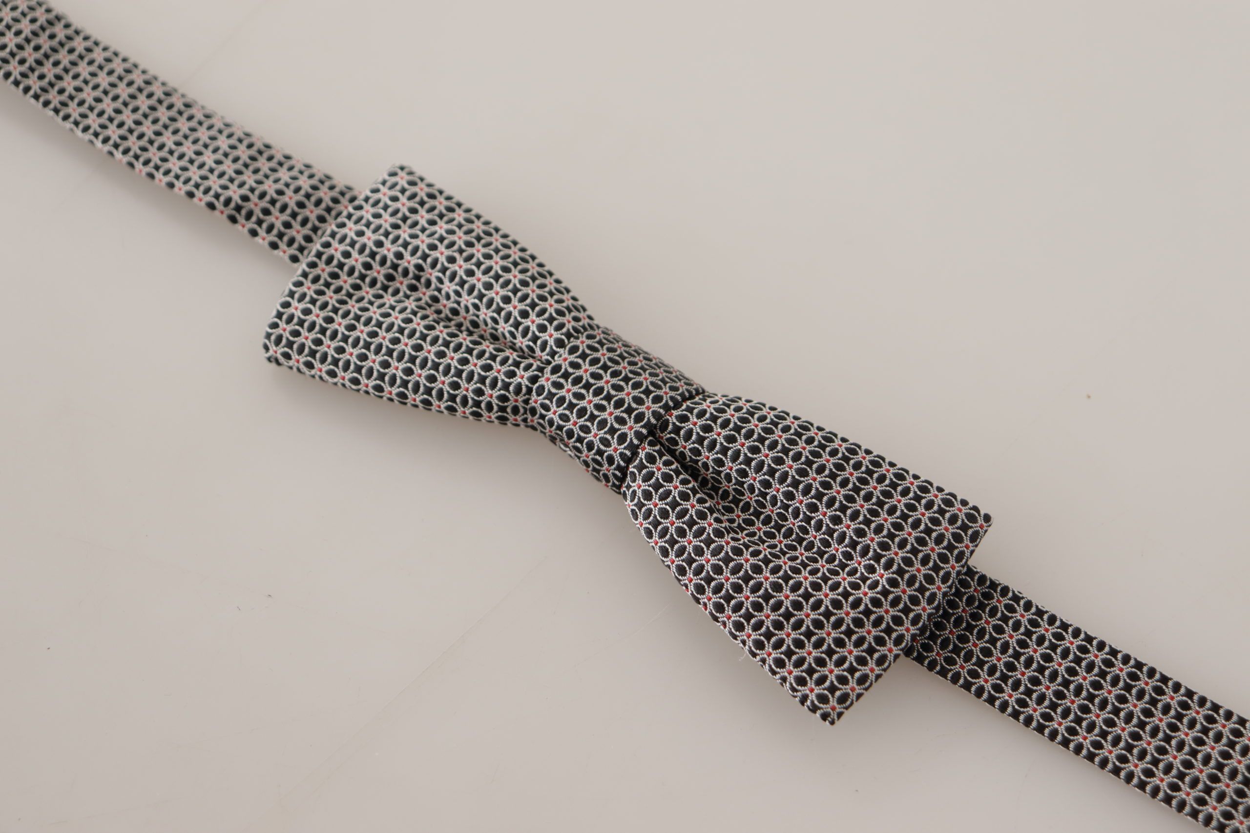 Elegant Black Silk Bow Men's Tie