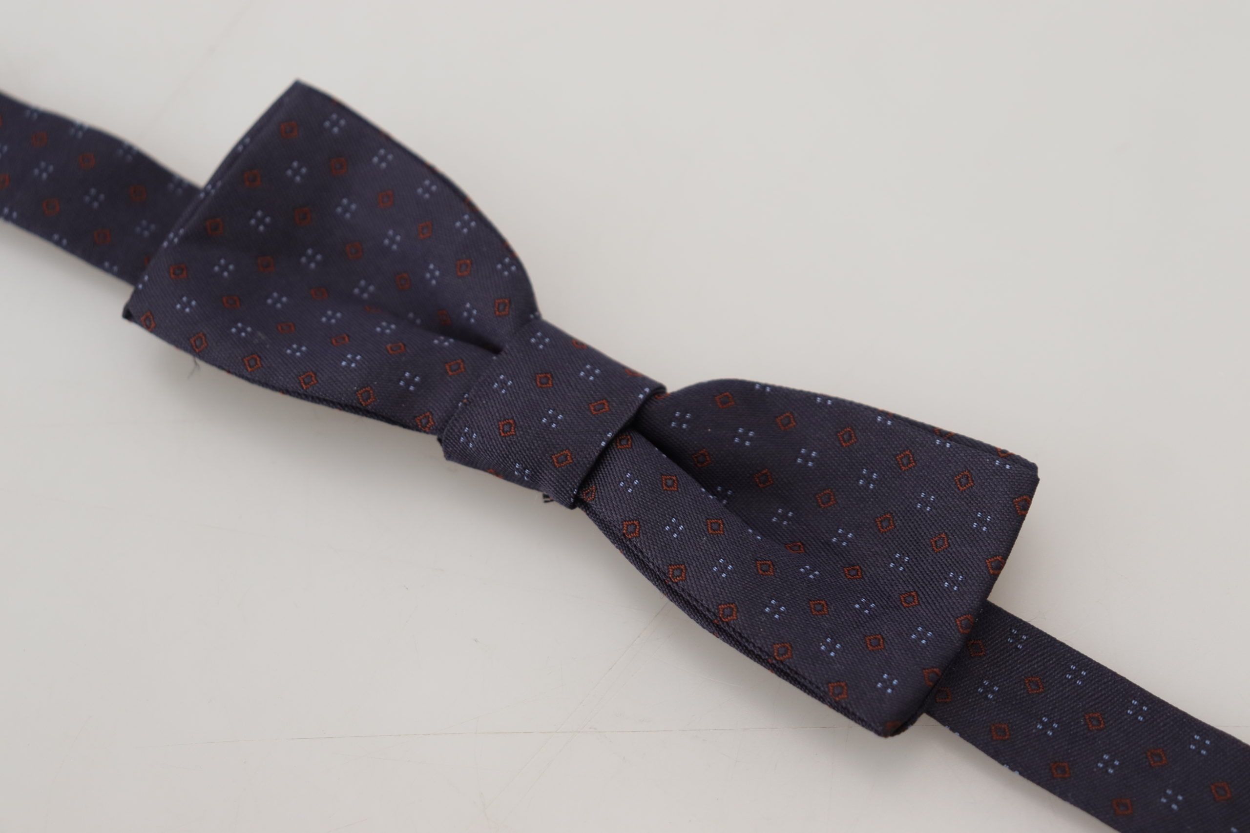 Dolce & Gabbana Elegant Silk Patterned Bow Men's Tie Size ONE SIZE - 3 Thumbnail