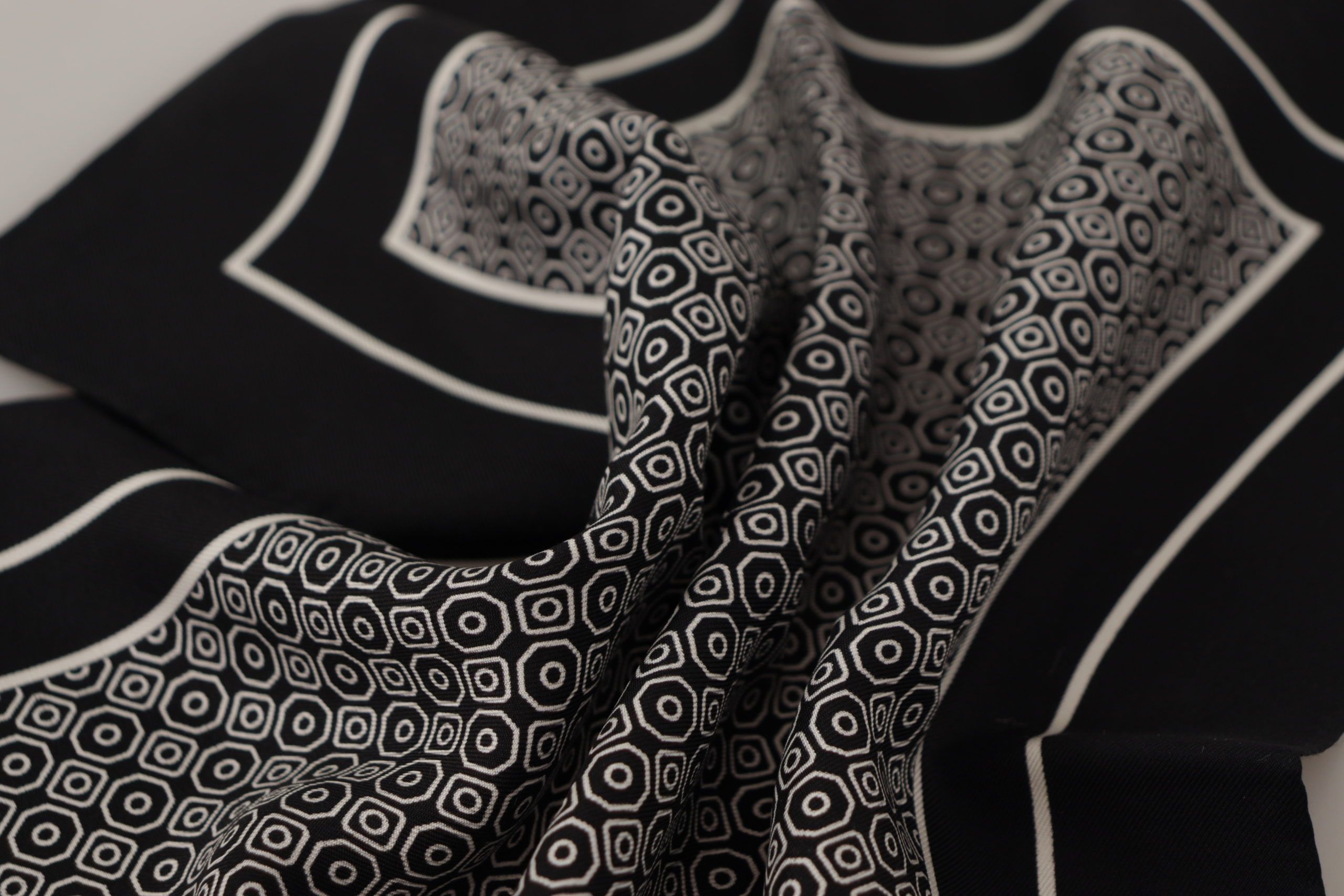 Dolce & Gabbana Elegant Black Silk Geometric Scarf for Men's Men Size ONE SIZE - 3 Thumbnail