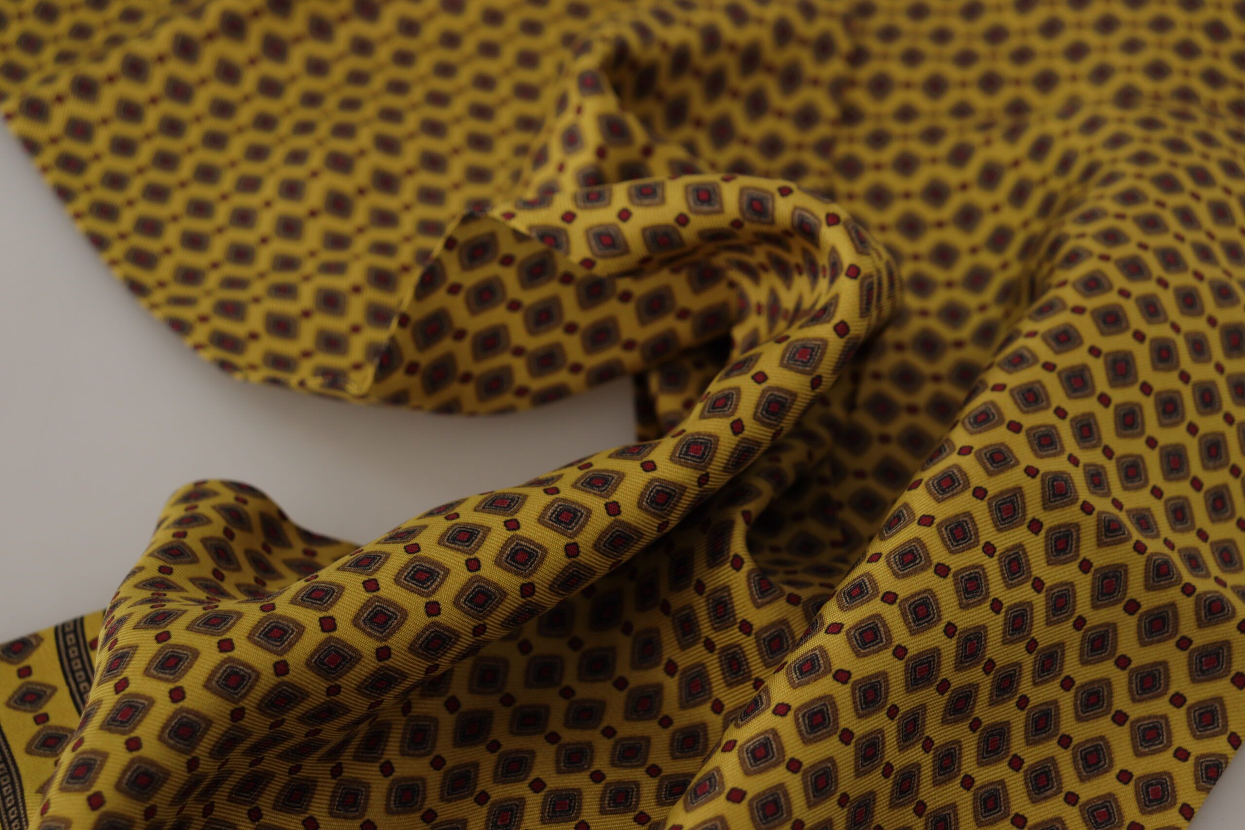 Dolce & Gabbana Elegant Yellow Silk Men's Men's Scarf Size ONE SIZE - 6 Thumbnail