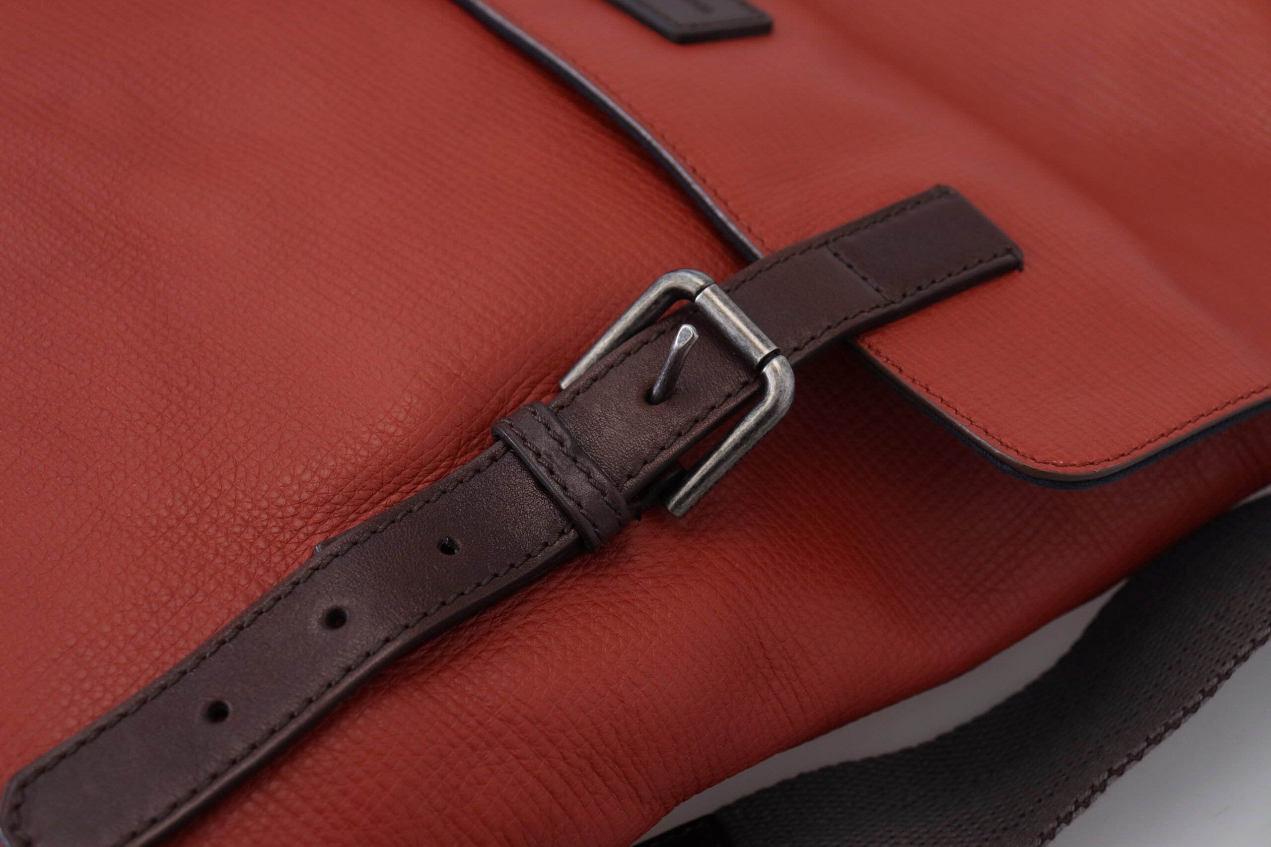 Dolce & Gabbana Elegant Calfskin Leather Backpack in Men's Orange Size ONE SIZE - 5 Thumbnail