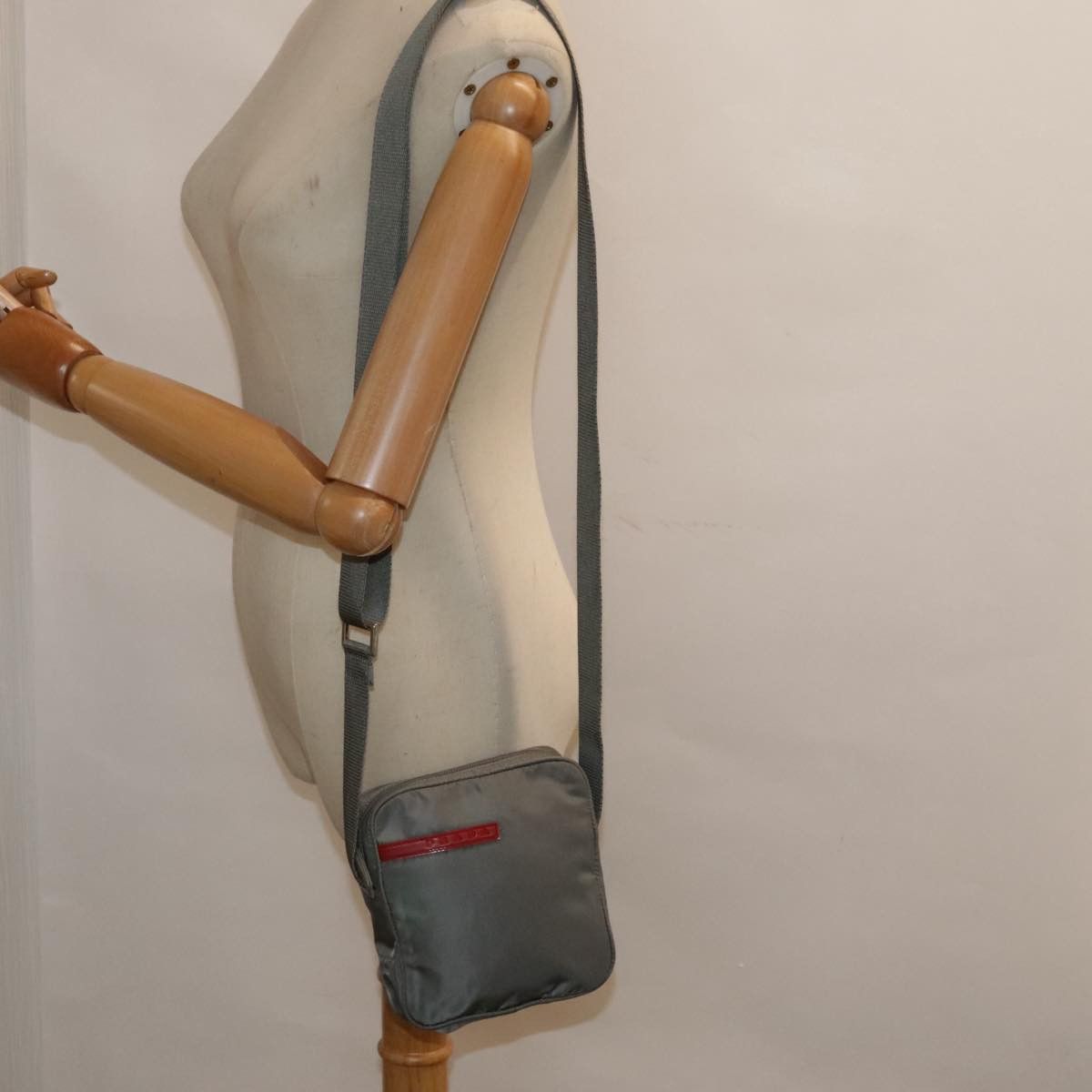 Prada Sports Grey Synthetic Shoulder Bag (Pre-Owned) Size ONE SIZE - 17 Thumbnail