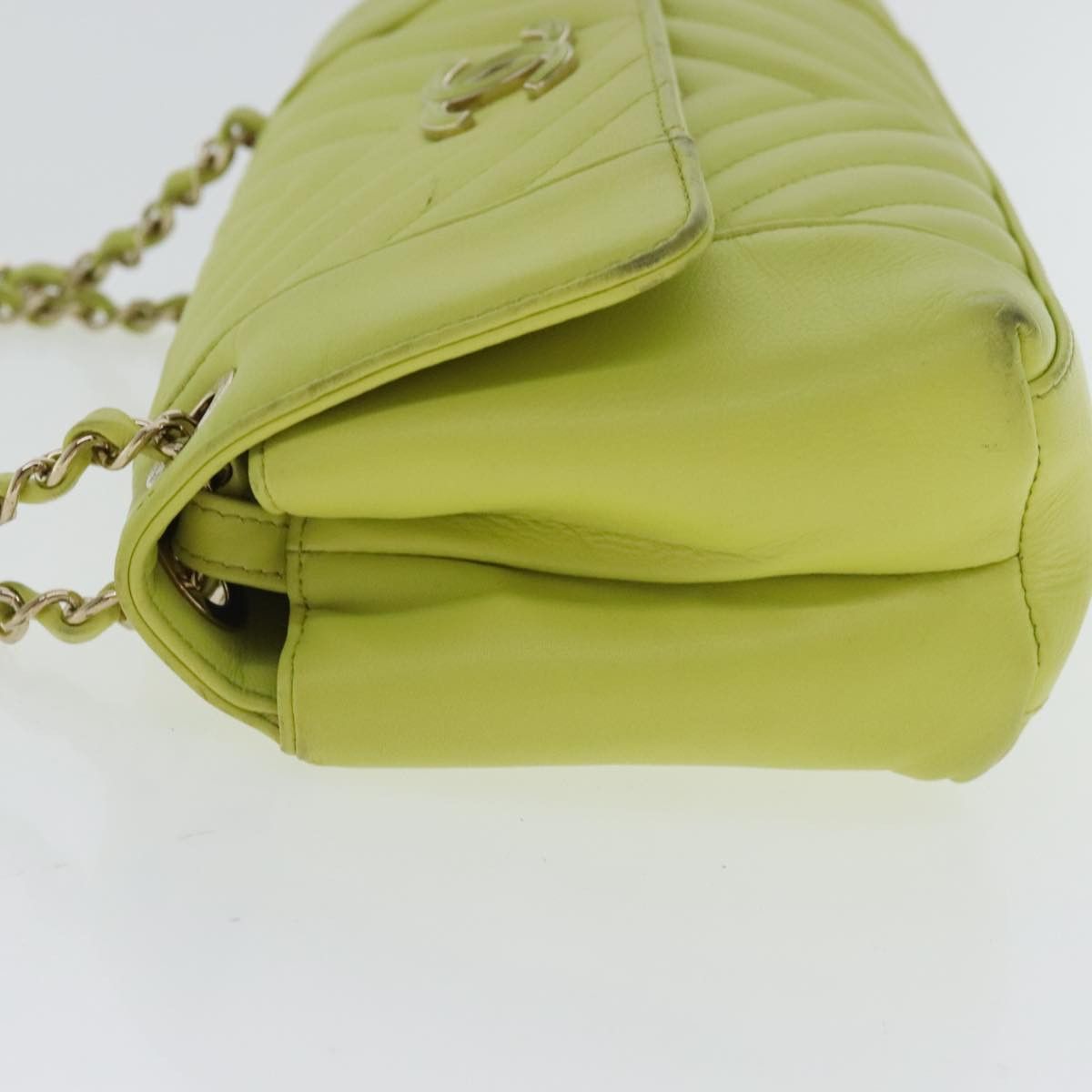 Chanel V-Stich Green Leather Shoulder Bag (Pre-Owned) Size ONE SIZE - 3 Thumbnail
