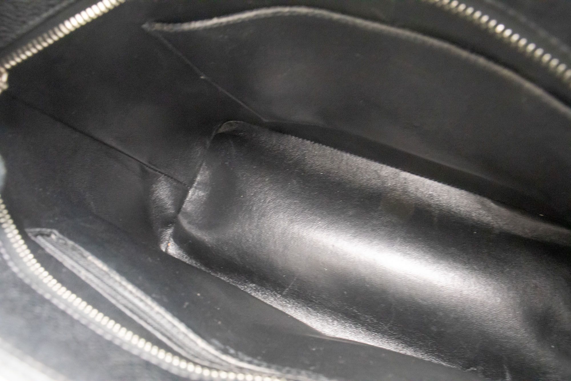 Chanel Medaillon Black Leather Shoulder Bag (Pre-Owned) Size ONE SIZE - 7 Thumbnail