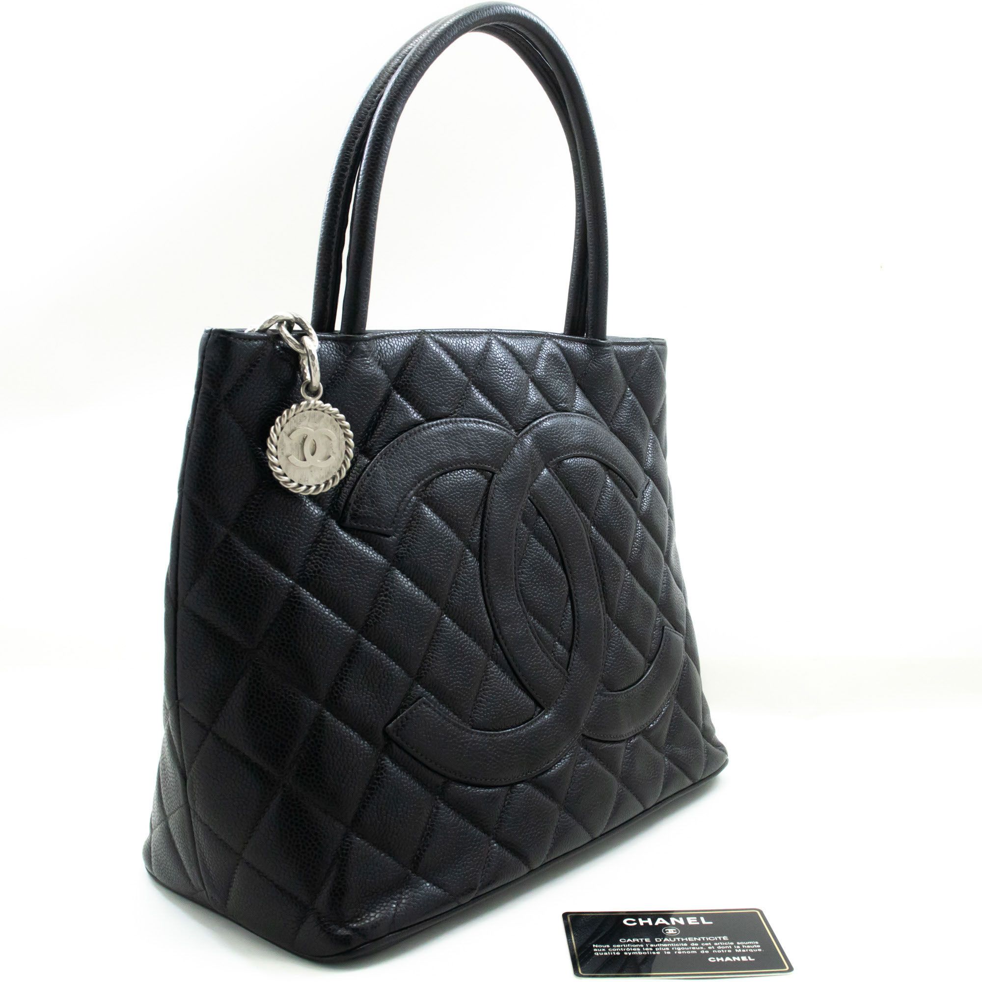 Chanel Medaillon Black Leather Shoulder Bag (Pre-Owned) Size ONE SIZE - 11 Thumbnail