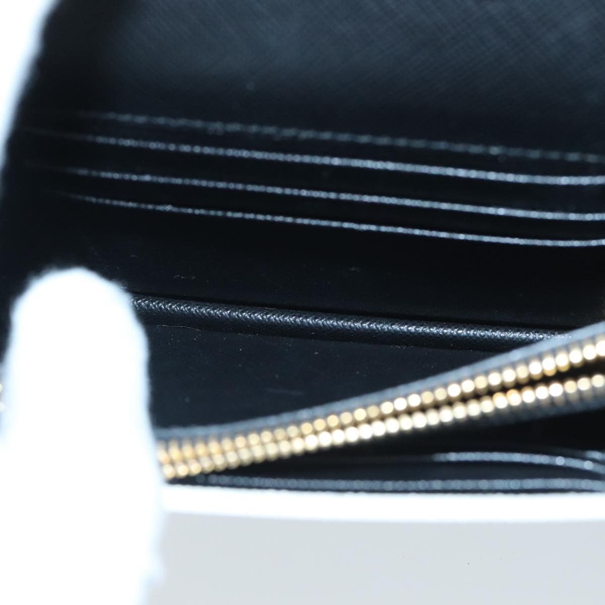 Prada Saffiano White Leather Clutch Bag (Pre-Owned) Size ONE SIZE - 12 Thumbnail