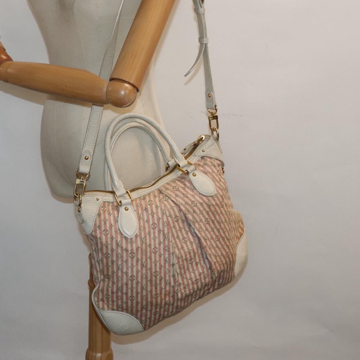 Louis Vuitton Croisette Pink Canvas Shoulder Bag (Pre-Owned) Size ONE SIZE - 18 Thumbnail