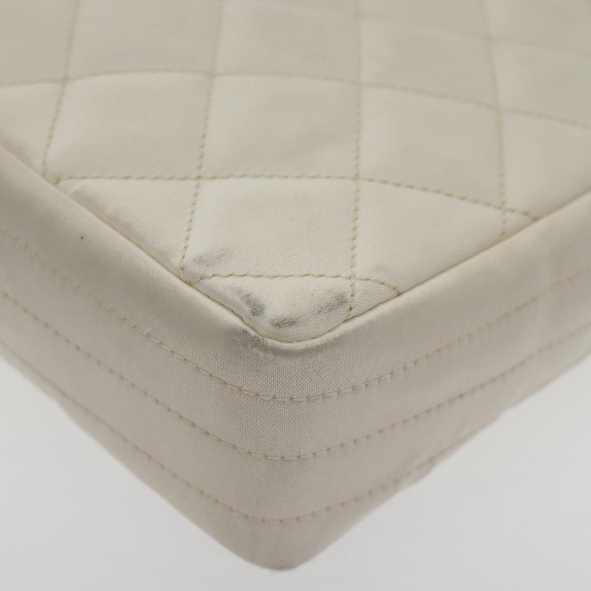 Chanel Single Flap Beige Leather Shoulder Bag (Pre-Owned) Size ONE SIZE - 10 Thumbnail