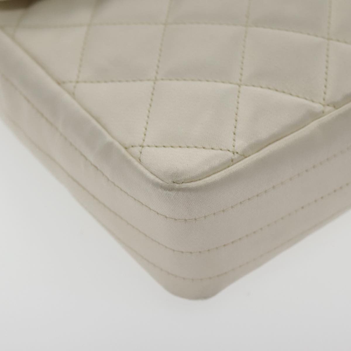 Chanel Single Flap Beige Leather Shoulder Bag (Pre-Owned) Size ONE SIZE - 9 Thumbnail