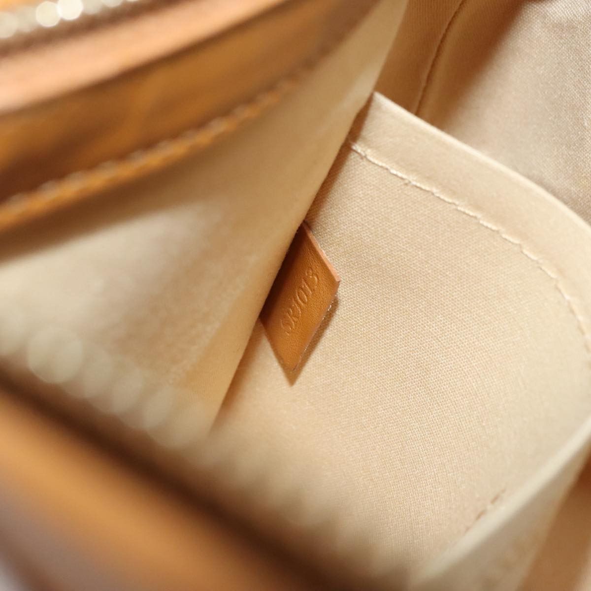Louis Vuitton Lucille Beige Canvas Handbag (Pre-Owned) Size ONE SIZE - 14 Thumbnail