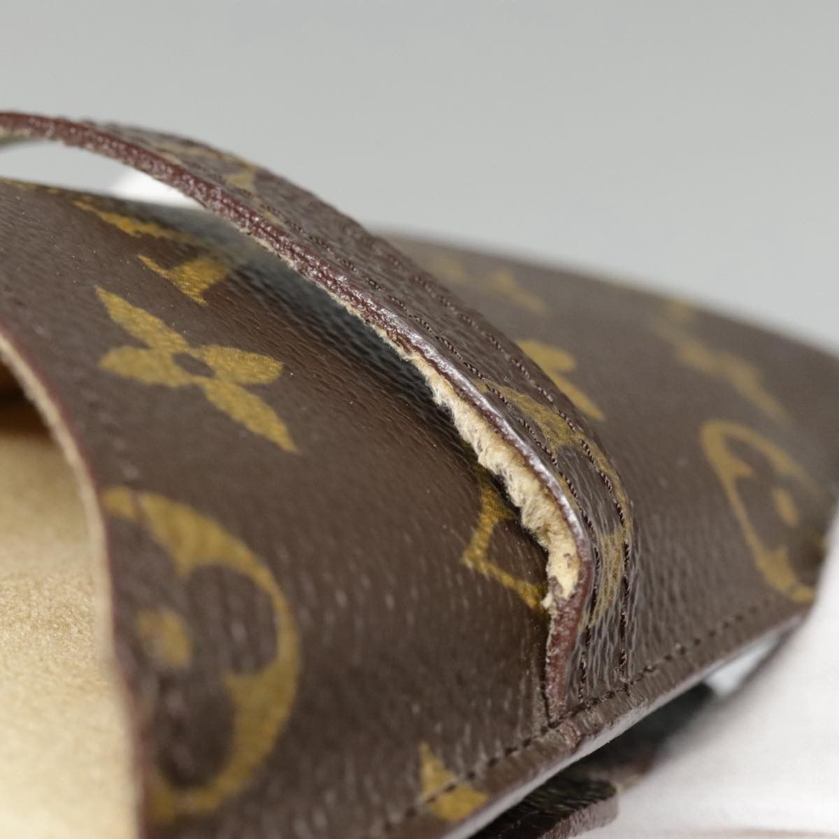 Louis Vuitton Etui À Lunettes Brown Canvas Wallet (Pre-Owned) Size ONE SIZE - 18 Thumbnail