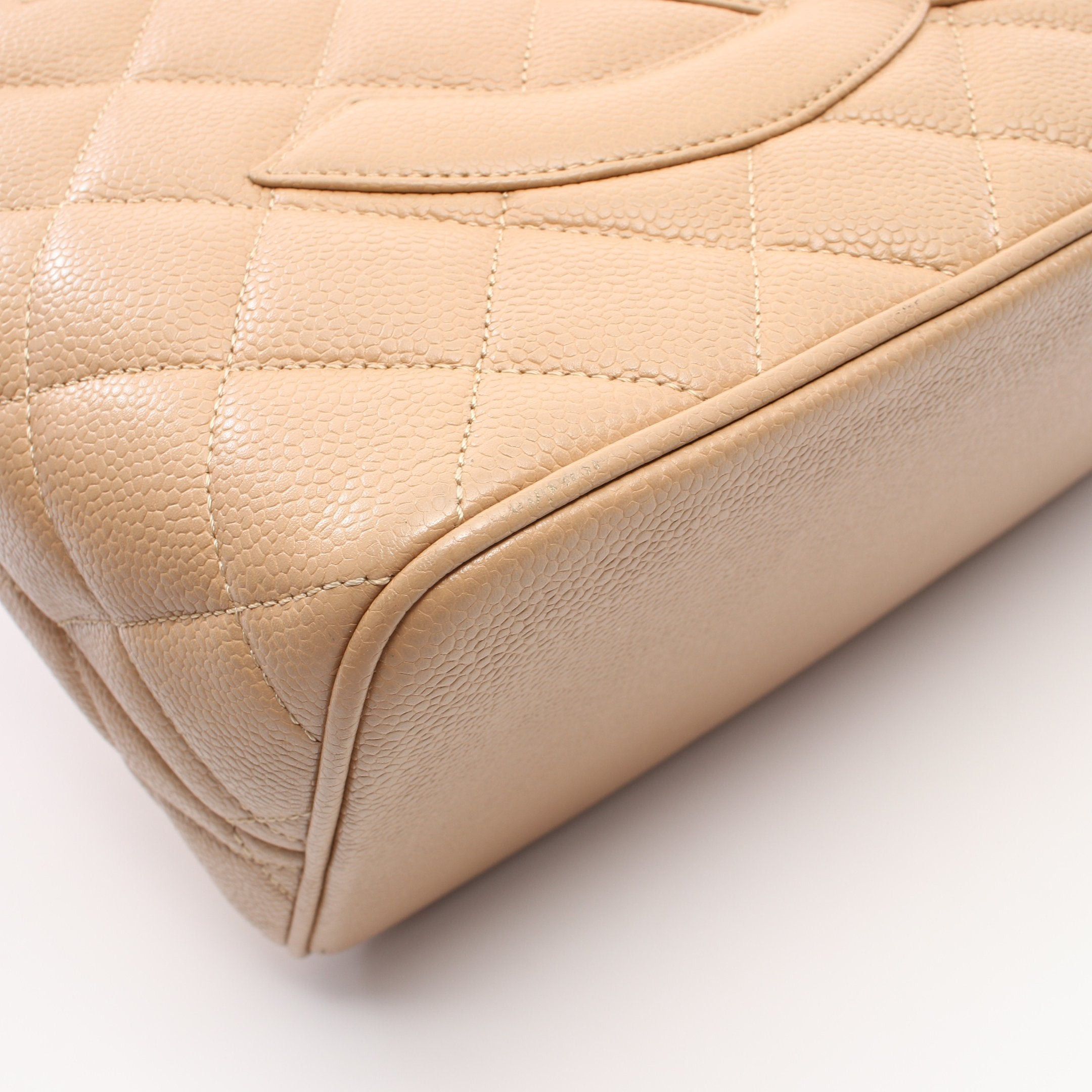 Chanel Chanel Reissue Tote Handbag Bag Caviar Skin Beige Gold Hardware Size ONE SIZE - 7 Thumbnail