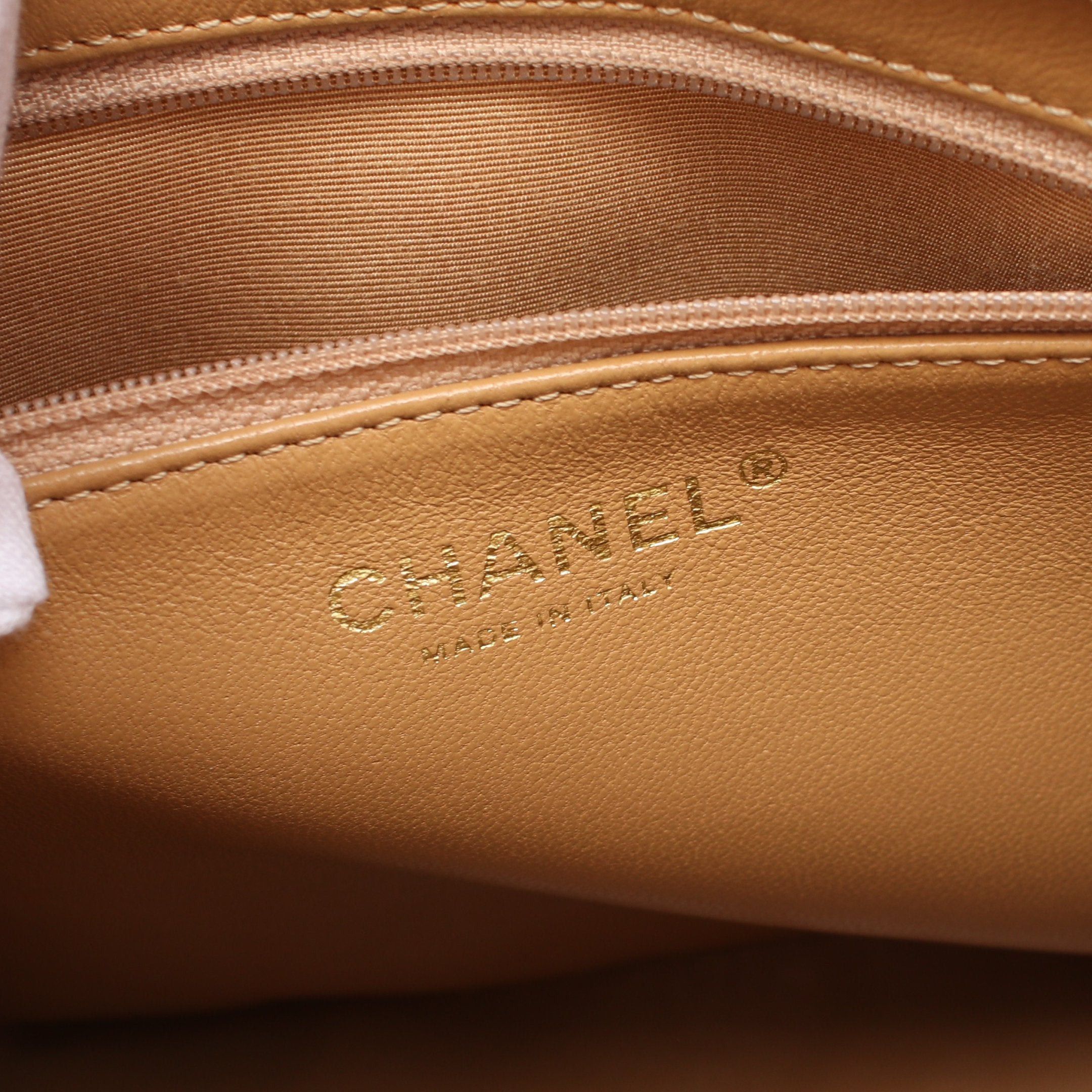 Chanel Chanel Reissue Tote Handbag Bag Caviar Skin Beige Gold Hardware Size ONE SIZE - 4 Thumbnail