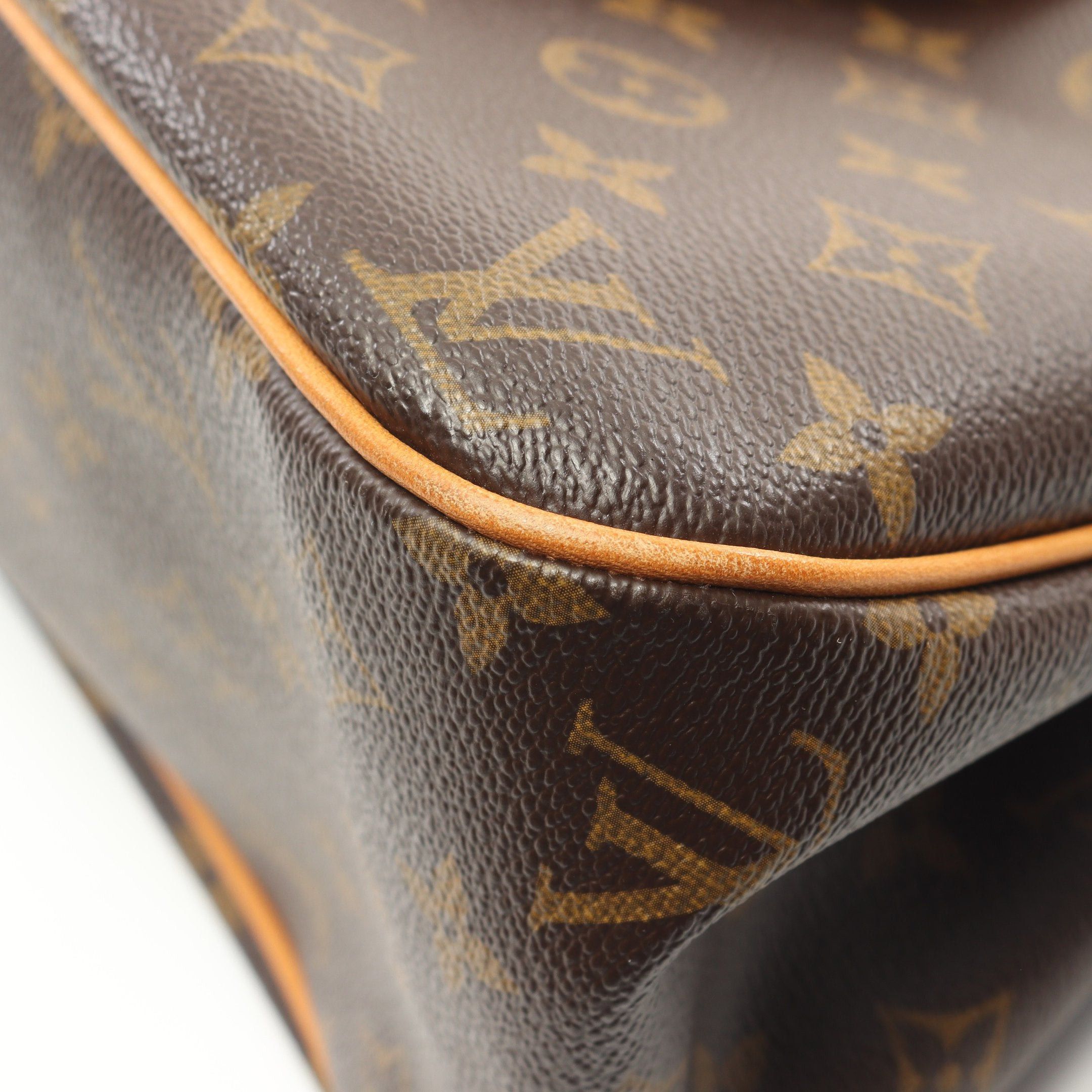 Louis Vuitton Louis Vuitton Batignolles Horizontal Monogram Shoulder Bag Leather Brown Size ONE SIZE - 7 Thumbnail