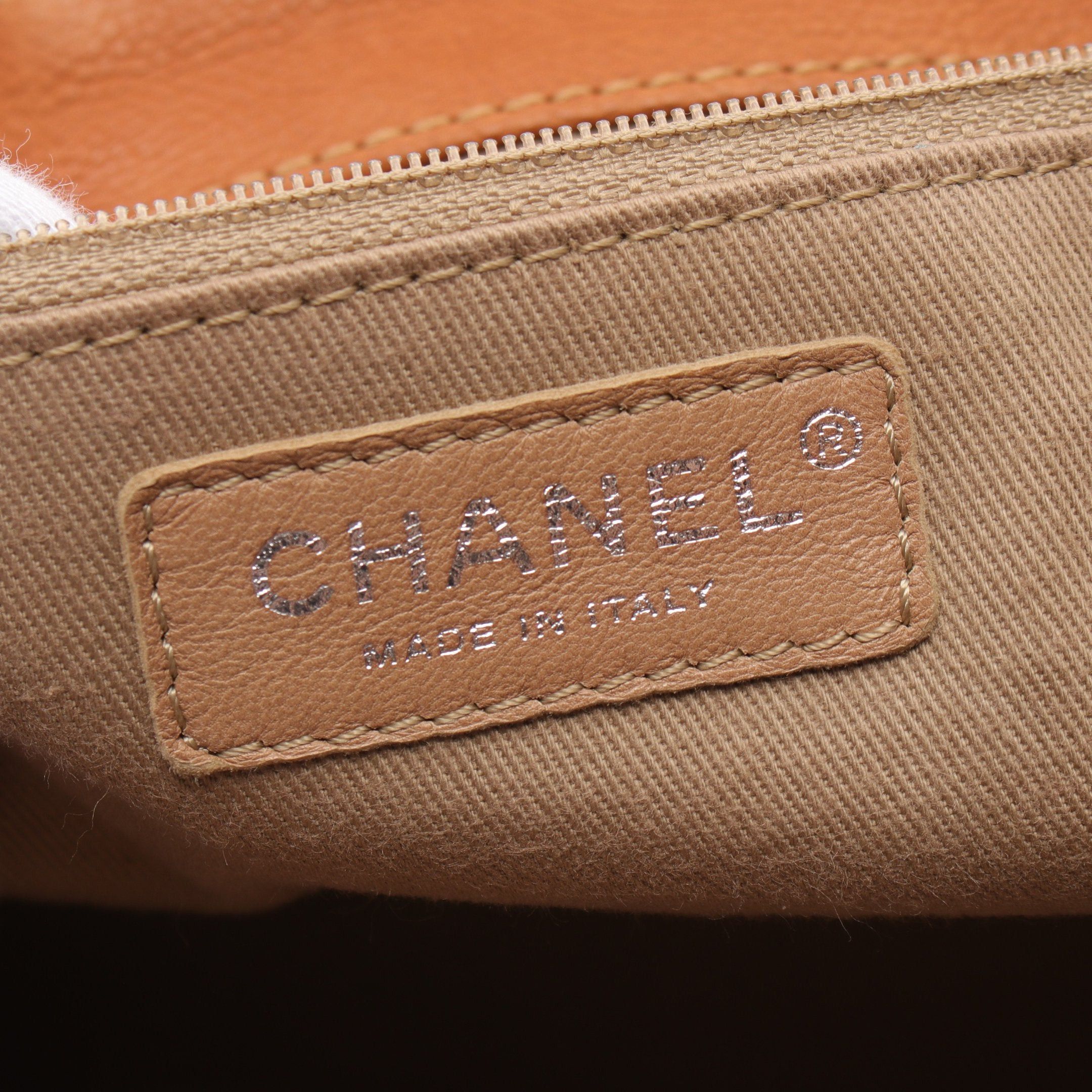 Chanel Chanel Big Coco Mark Chain Shoulder Bag Diamond Stitch Leather Light Brown Silver Hardware Size ONE SIZE - 4 Thumbnail