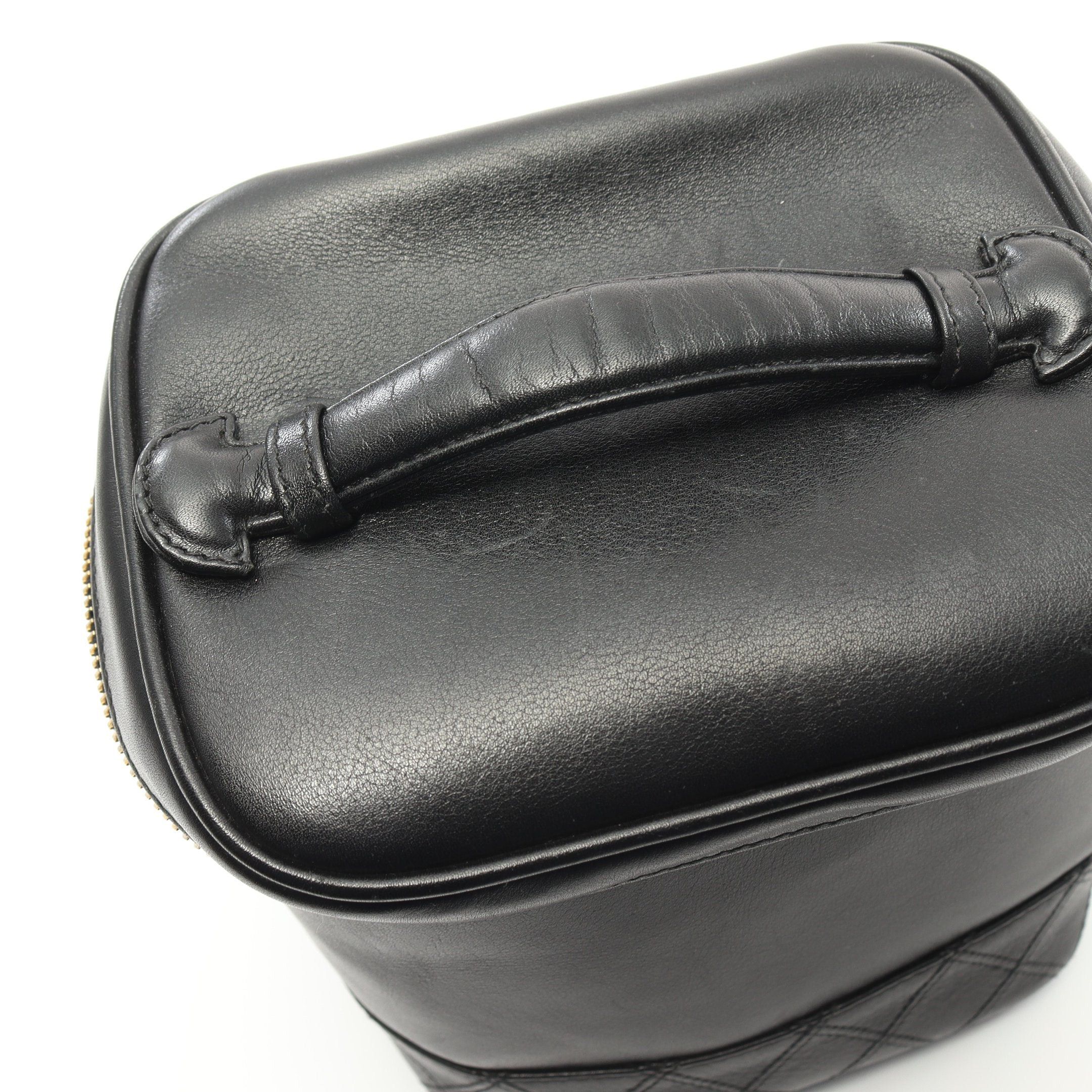 Chanel Chanel Bicolore Vanity Bag Handbag Leather Black Gold Hardware Size ONE SIZE - 7 Thumbnail