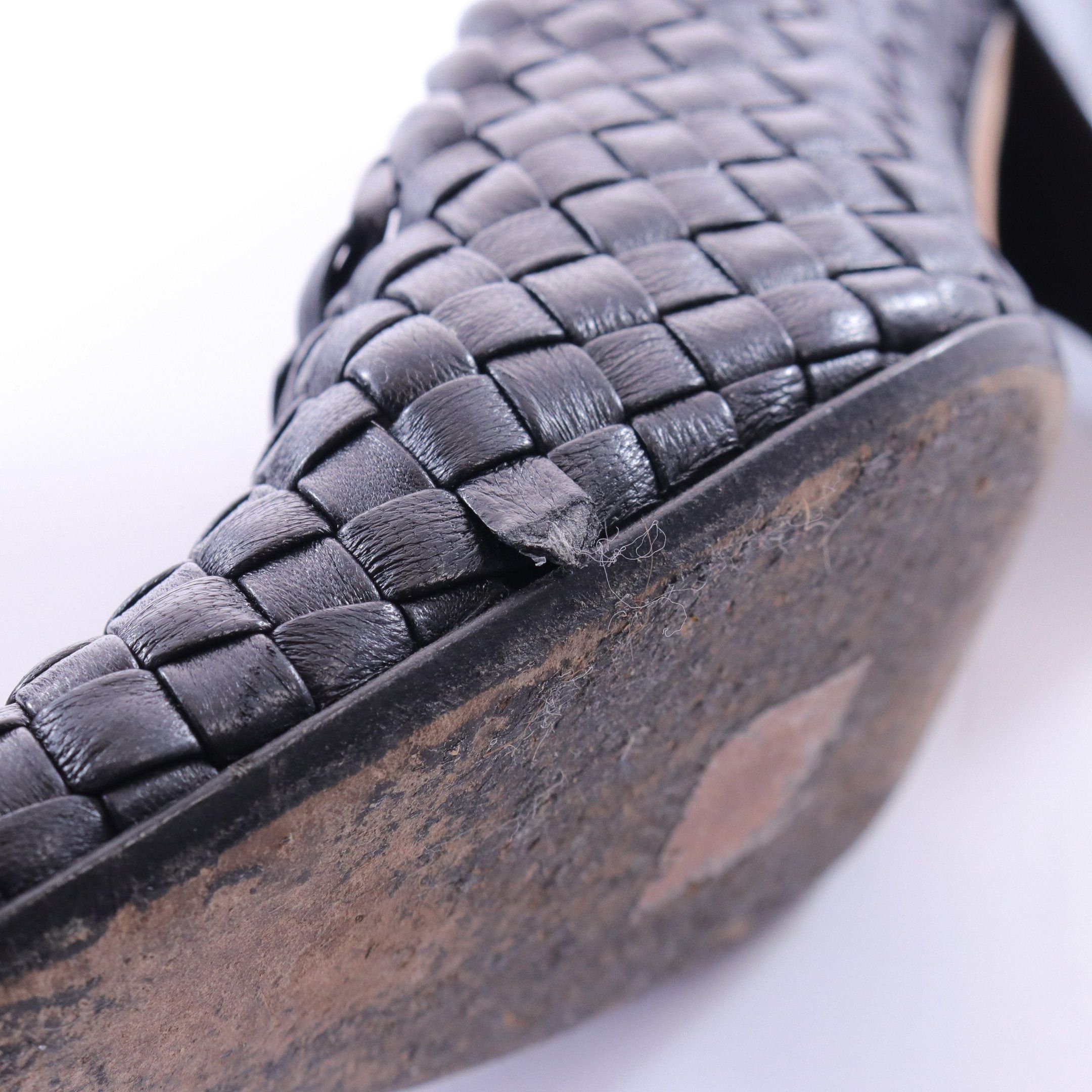 Bottega Veneta Bottega Veneta Intrecciato Almond Pumps Leather Black Size ONE SIZE - 6 Thumbnail
