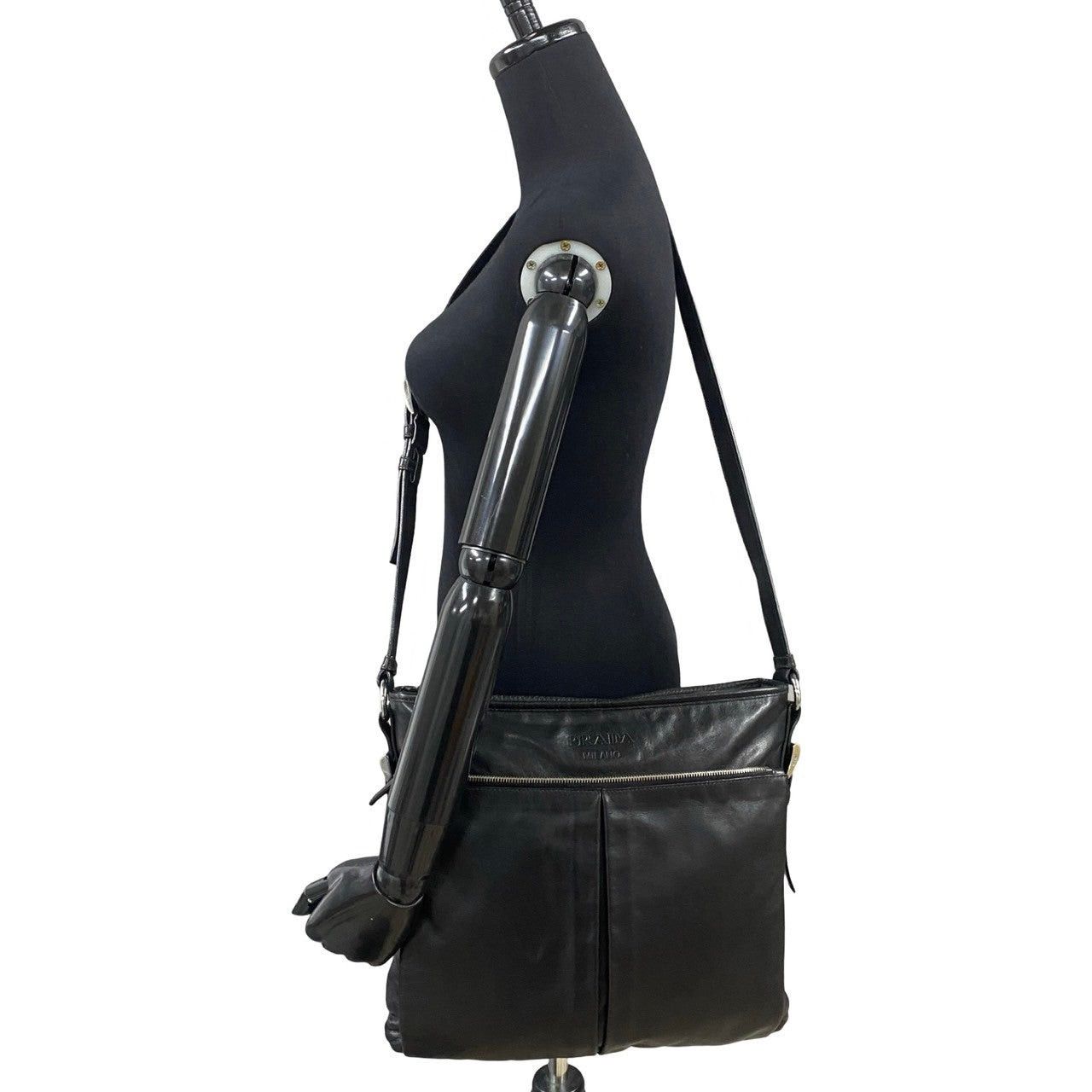 Prada Prada Shoulder Bag Black Leather Size ONE SIZE - 2 Thumbnail