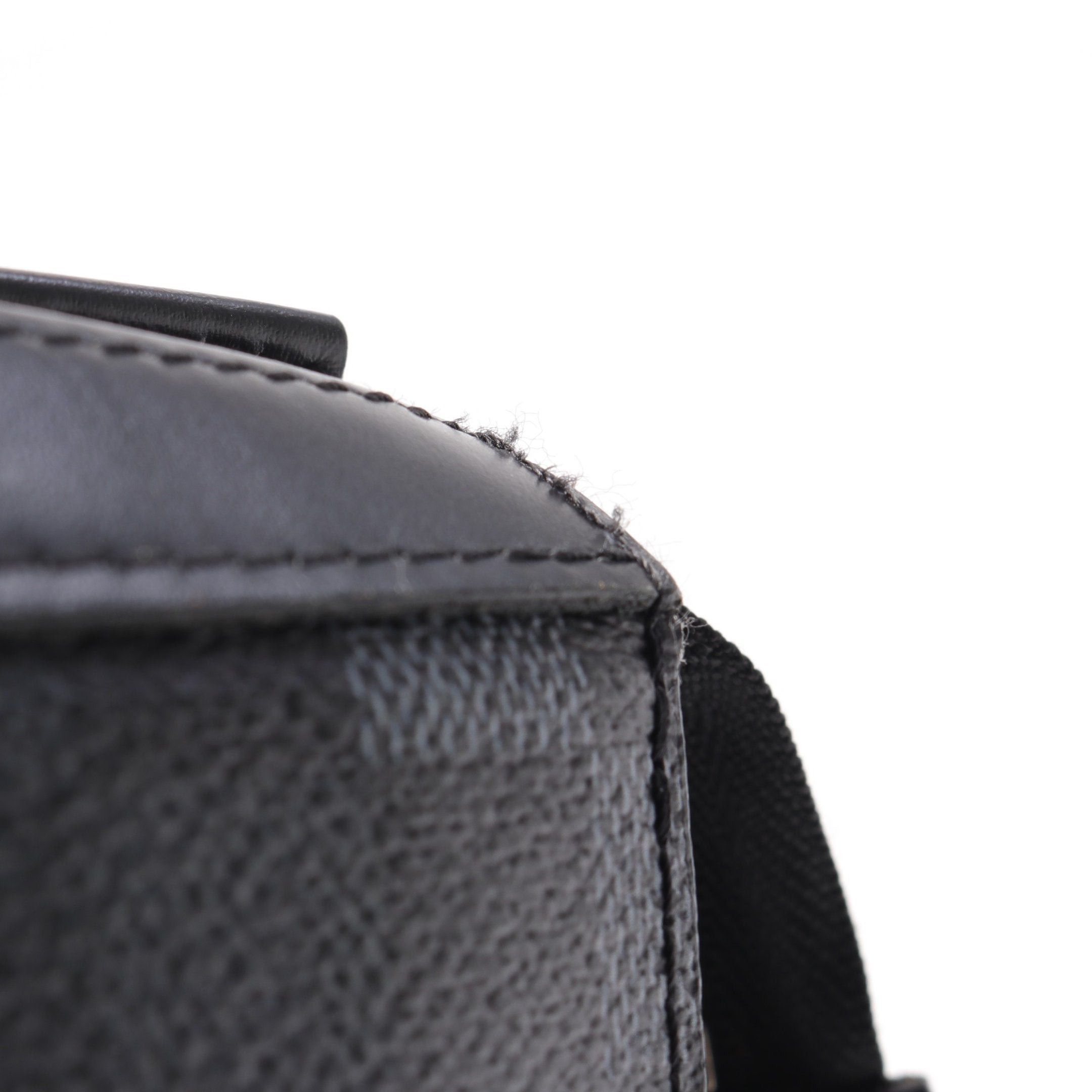 Louis Vuitton Louis Vuitton Pochette Voyage Mm Damier Graphite Pixel Clutch Bag Leather Black Gray Size ONE SIZE - 8 Thumbnail
