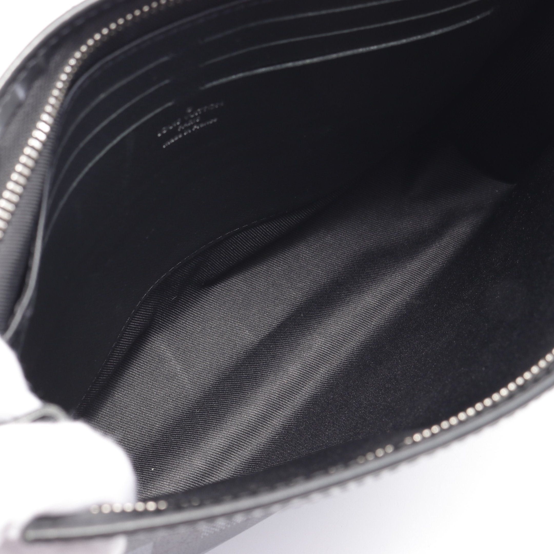 Louis Vuitton Louis Vuitton Pochette Voyage Mm Damier Graphite Pixel Clutch Bag Leather Black Gray Size ONE SIZE - 3 Thumbnail