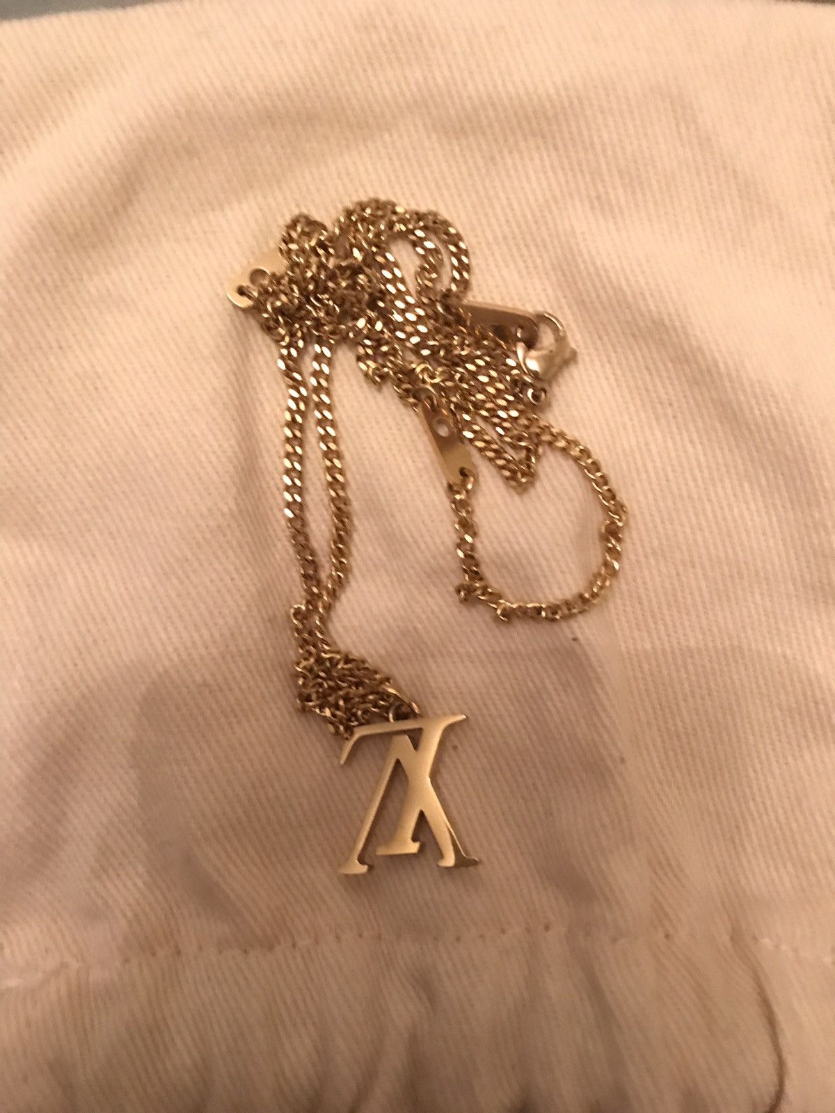 Louis Vuitton Upside Down Necklace Gold Chainsaw
