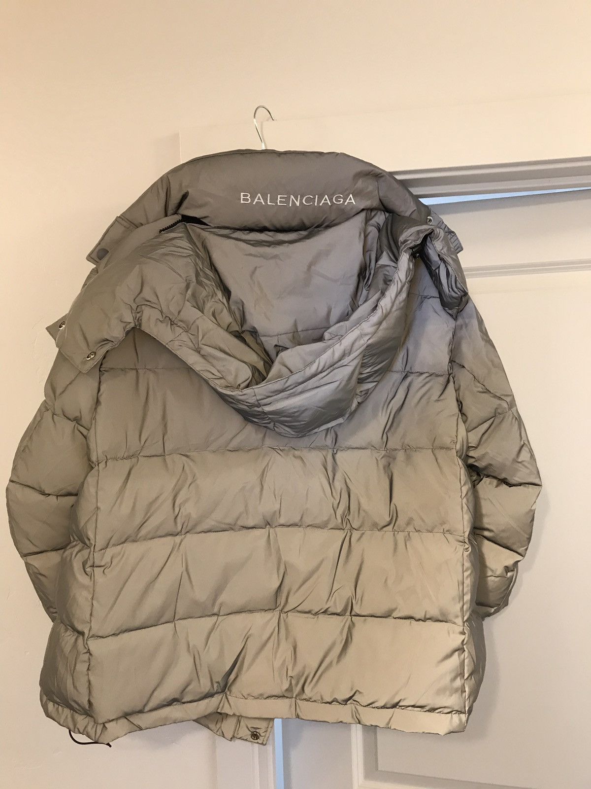 Balenciaga reflective puffer jacket online