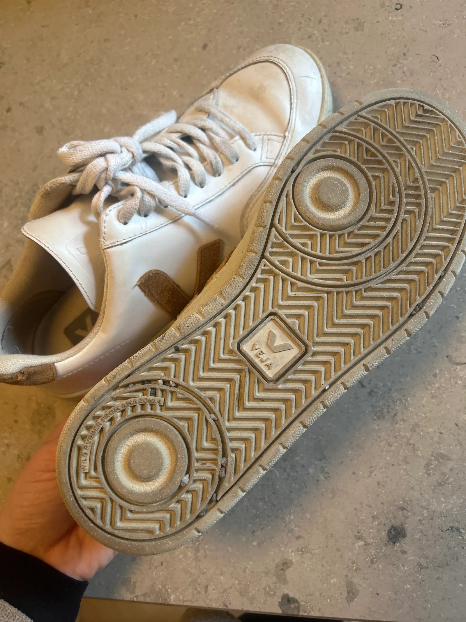 Veja Veja V12 Sneakers Size US 10 / IT 40 - 3 Thumbnail