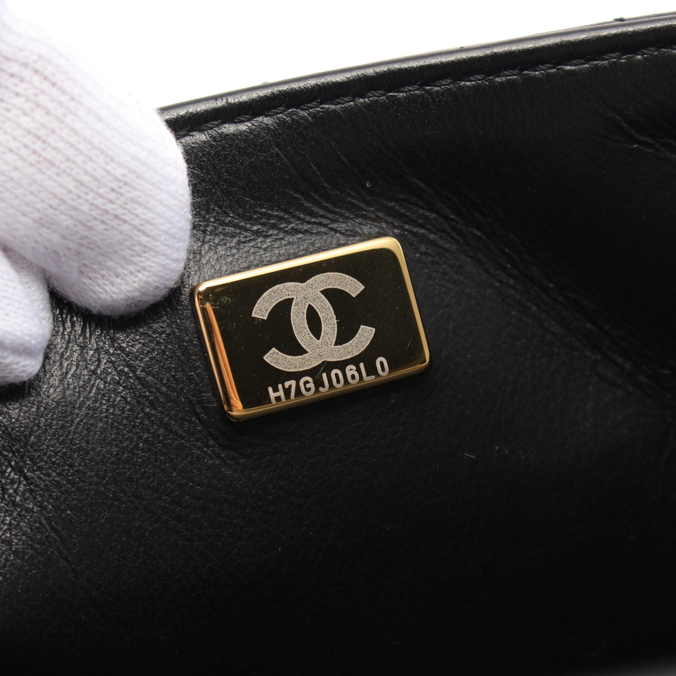 Chanel Chanel Mini Flap Bag Matelasse Chain Shoulder Lambskin Black Gold Hardware Size ONE SIZE - 5 Thumbnail