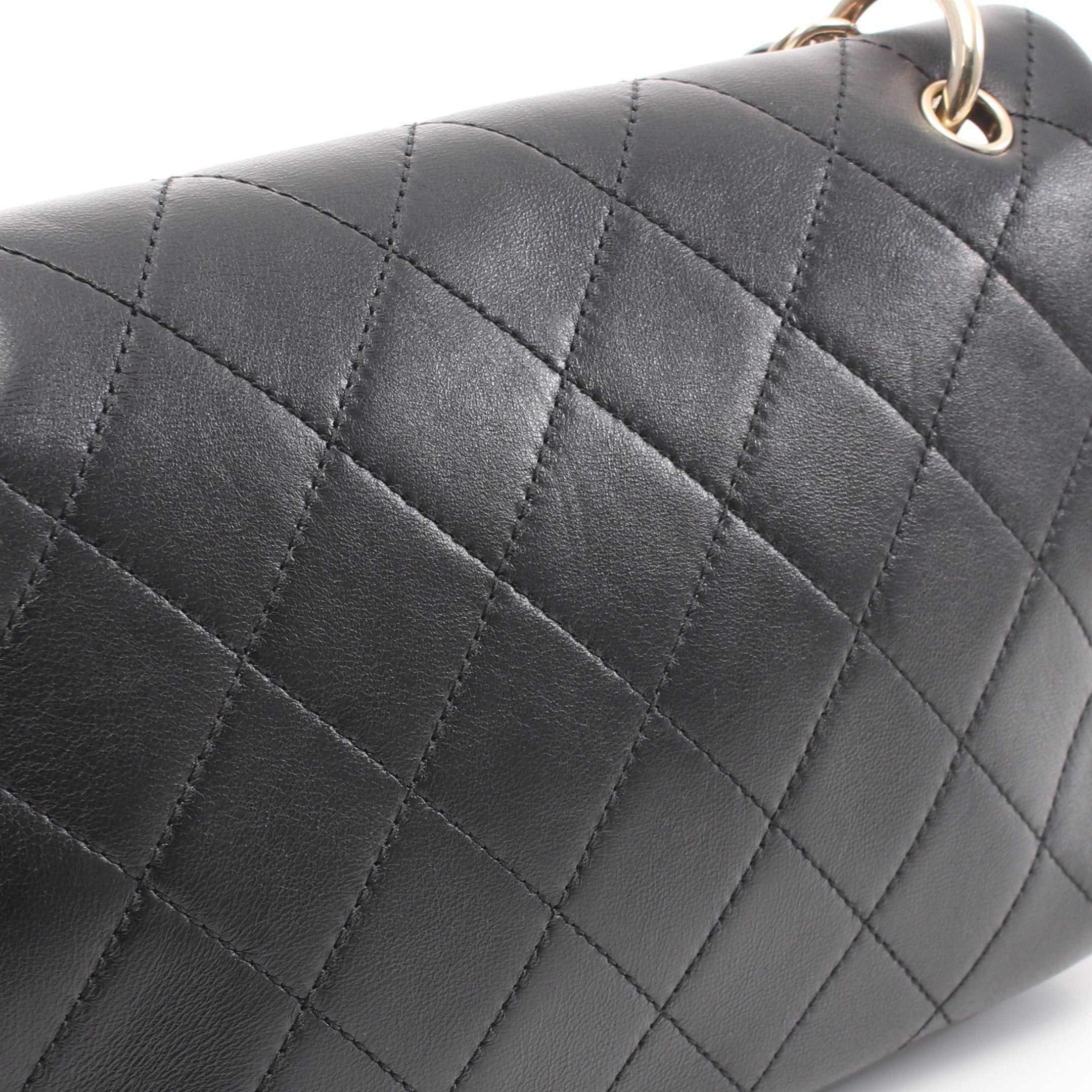 Chanel Chanel Matelasse Chain Shoulder Bag Lambskin Black Gold Hardware Size ONE SIZE - 6 Thumbnail