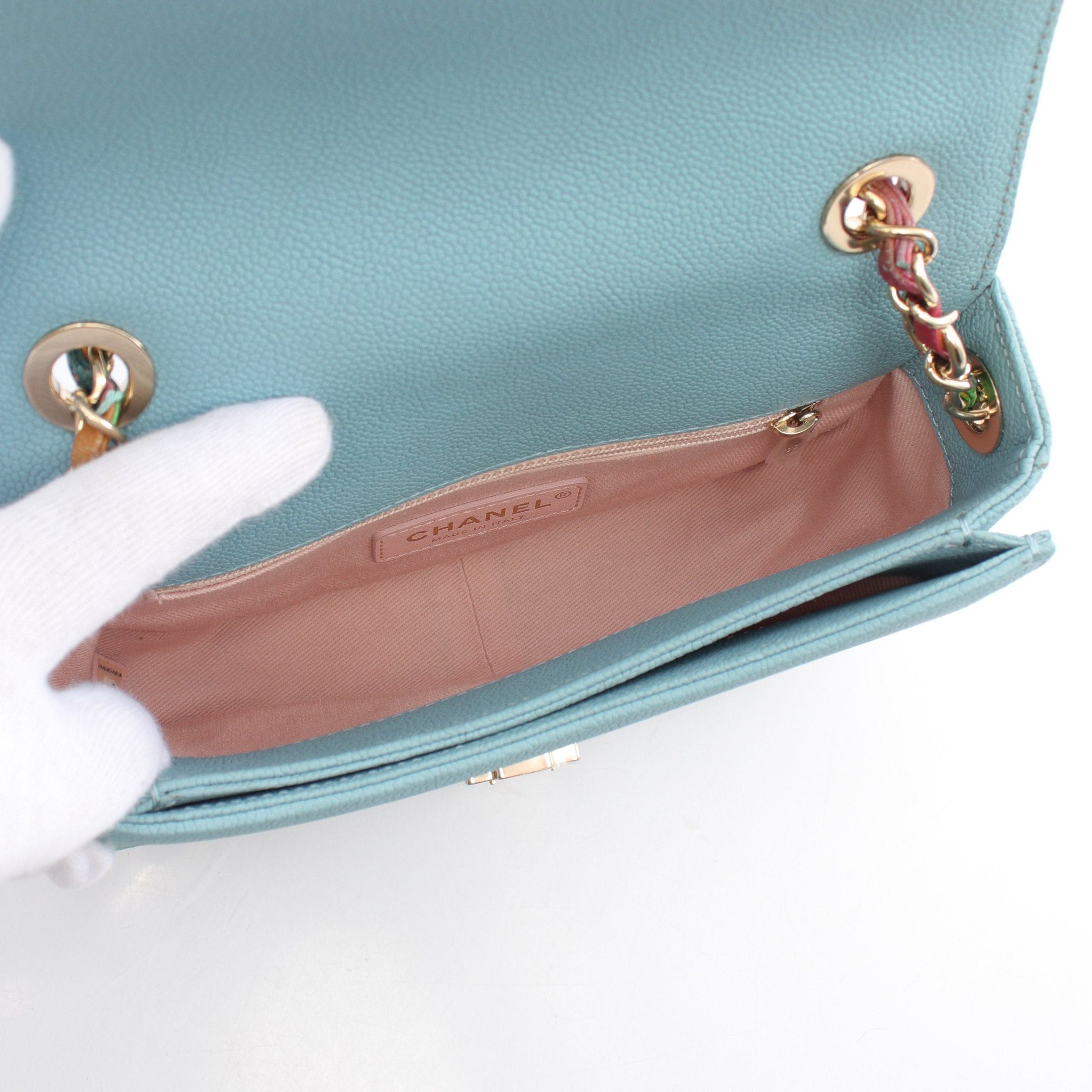 Chanel Chanel Matelasse Chain Shoulder Bag Caviar Skin Blue Gray Multicolor Gold Hardware Size ONE SIZE - 3 Thumbnail