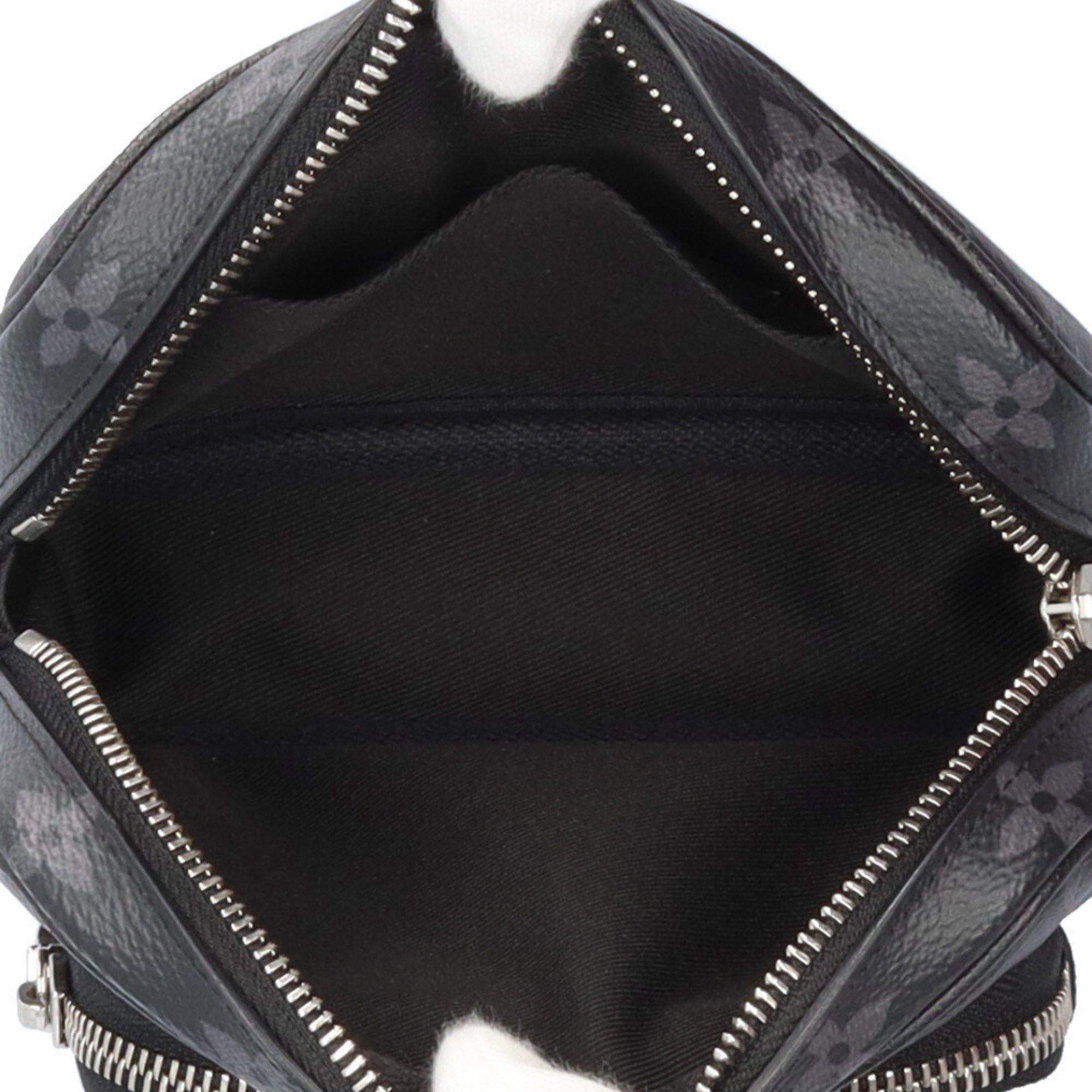 Louis Vuitton Louis Vuitton Outdoor Pochette Taiga Rama Shoulder Bag Monogram Eclipse M30755 Black Men's LOUIS VUITTON Size ONE SIZE - 6 Thumbnail