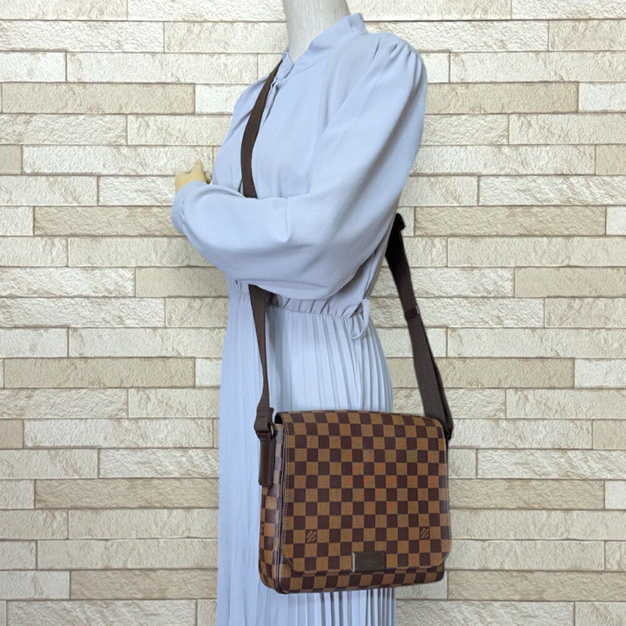 Louis Vuitton Louis Vuitton District PM Damier Shoulder Bag Canvas N41213 Brown Men's LOUIS VUITTON Size ONE SIZE - 2 Thumbnail