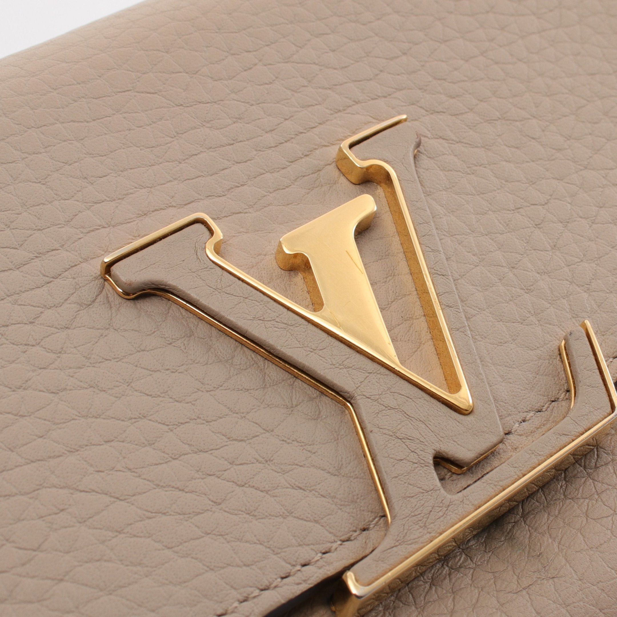 Louis Vuitton Louis Vuitton Portefeuil Capucines Carré Bi-Fold Long Wallet Taurillon Leather Gray Beige Size ONE SIZE - 6 Thumbnail
