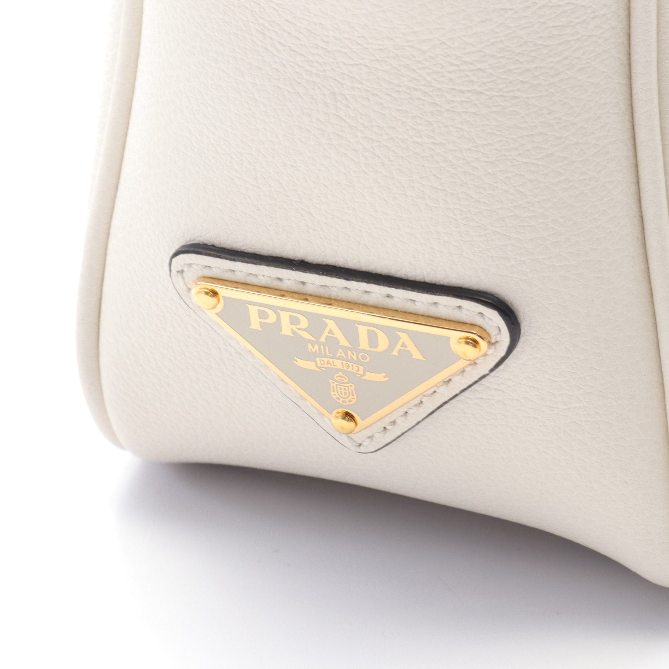 Prada Prada Glace Calf Shoulder Bag Leather Off White Size ONE SIZE - 5 Thumbnail