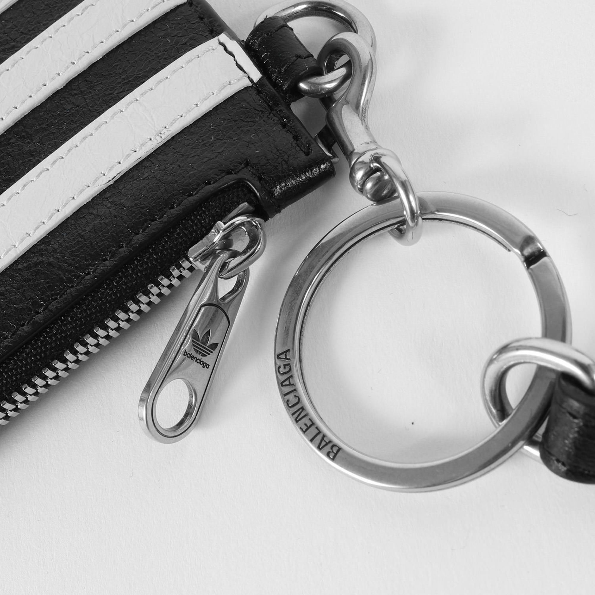 Balenciaga BALENCIAGA adidas Trefoil Leather Neck Strap Fragment Case (721894) Black Collaboration Size ONE SIZE - 3 Thumbnail
