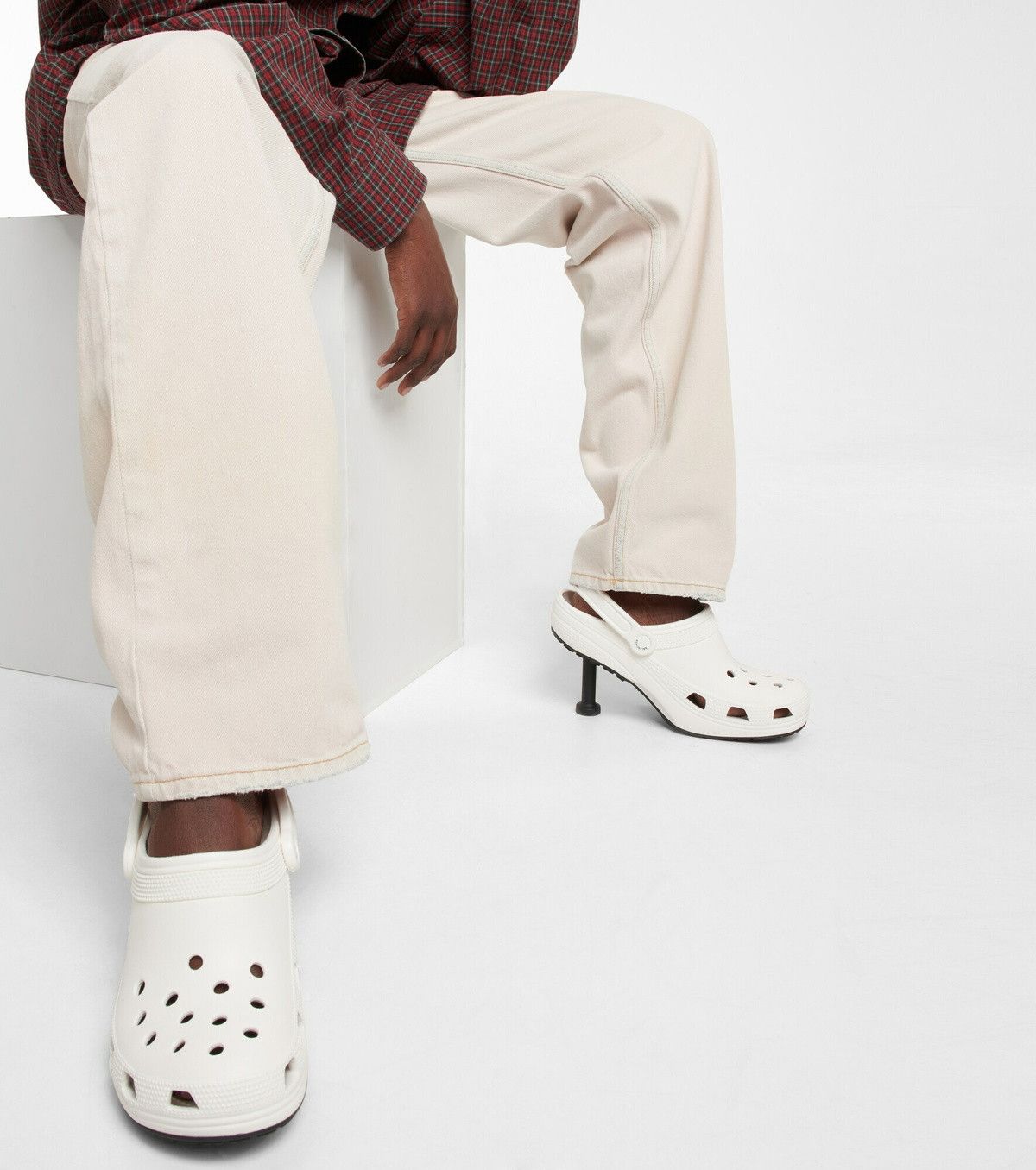 Balenciaga Crocs Madame 80cm in White Size US 10 / IT 40 - 3 Thumbnail